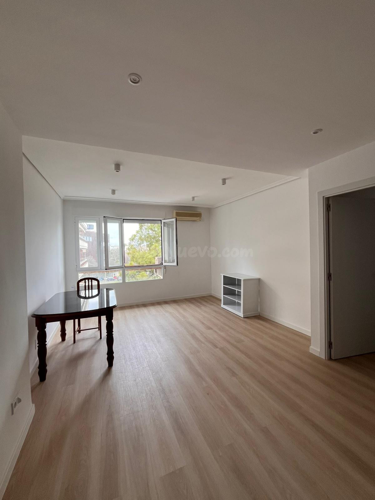 ¡Luminoso piso reformado en pleno centro de Córdoba con vist