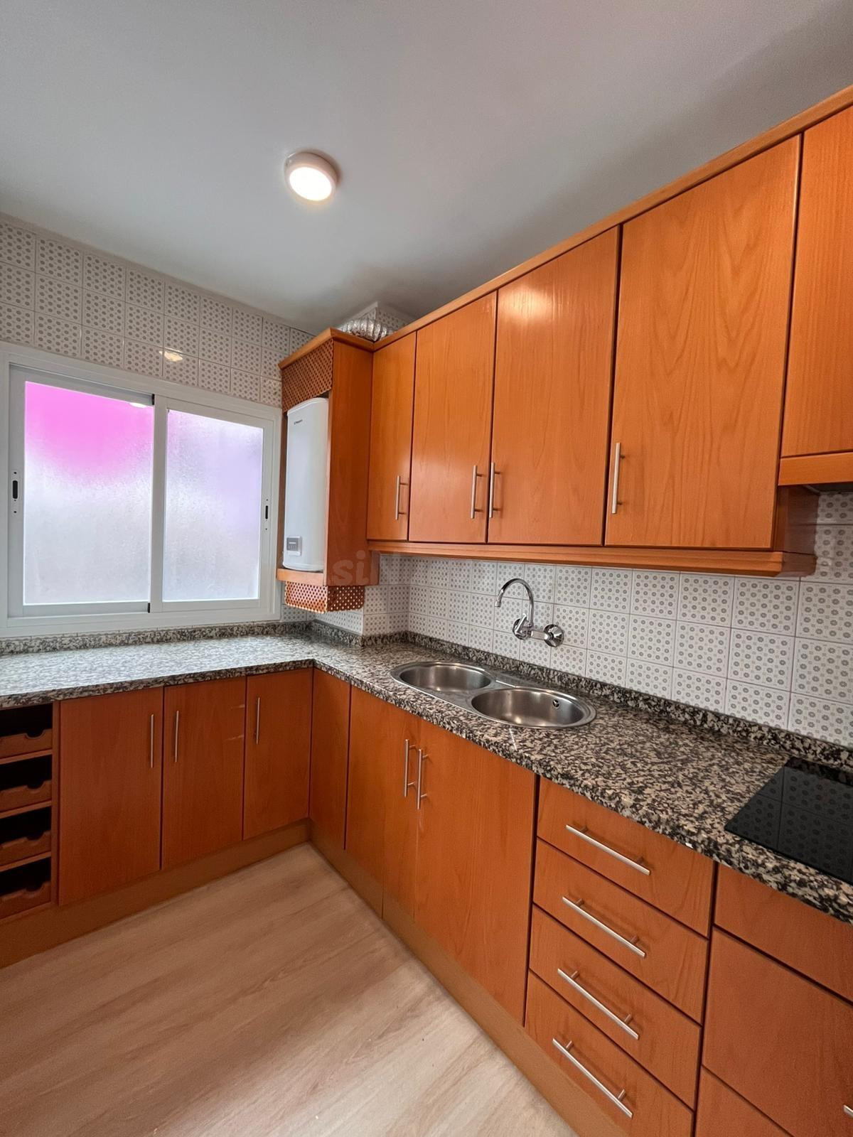 ¡Luminoso piso reformado en pleno centro de Córdoba con vist - foto 6