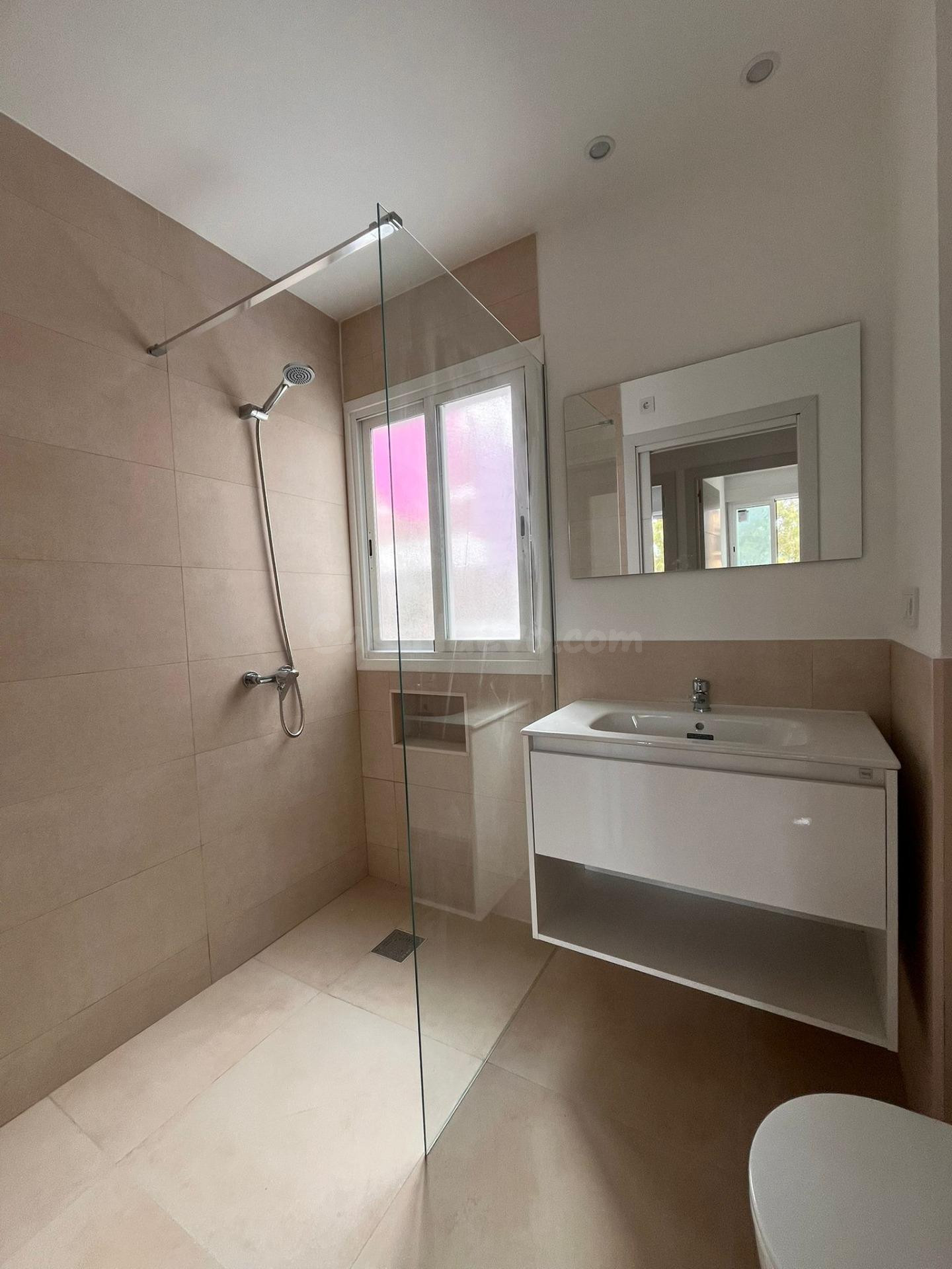 ¡Luminoso piso reformado en pleno centro de Córdoba con vist - foto 10