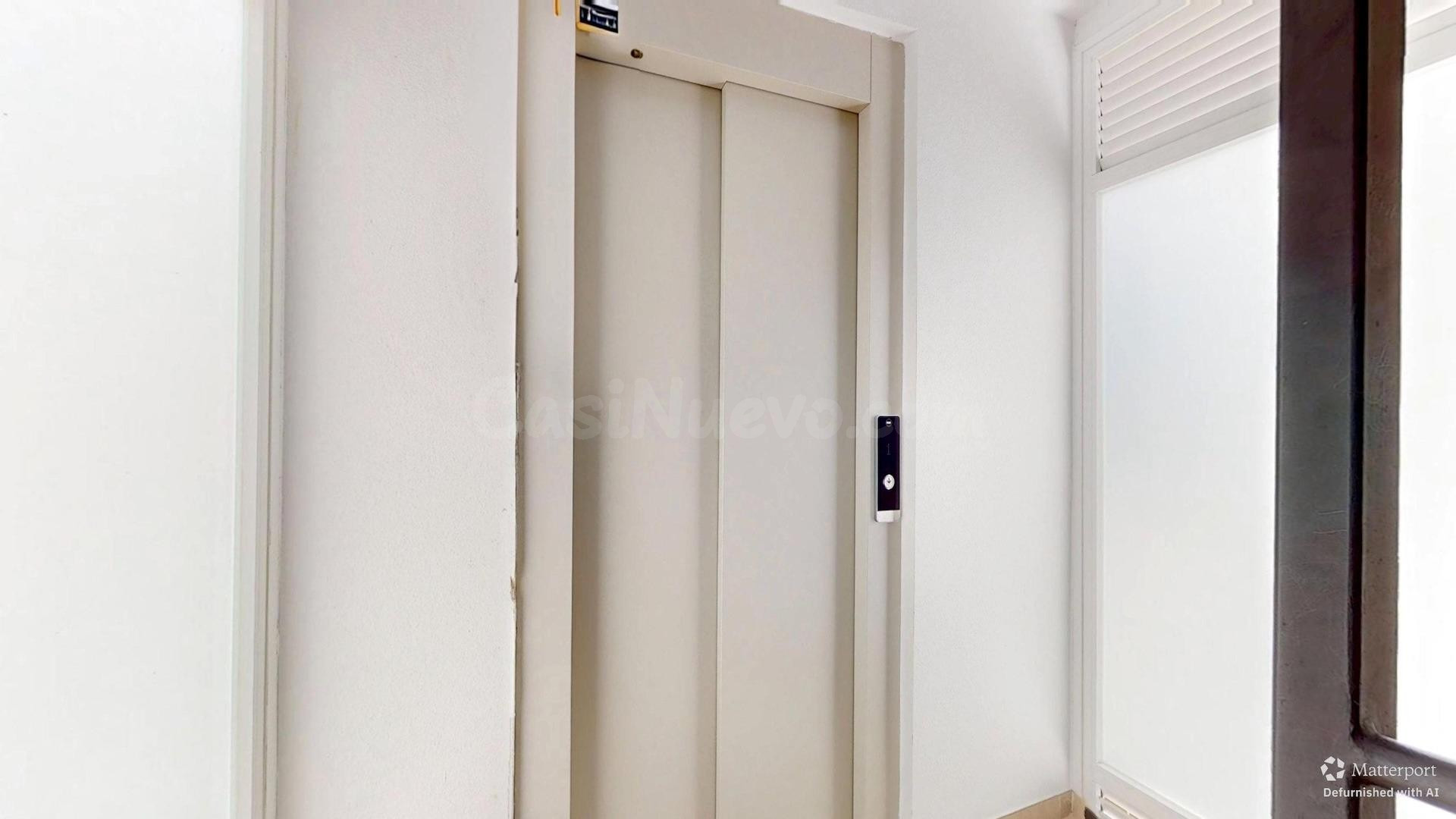 !!OPORTUNIDAD DE INVERSION!! 3 DORMITORIOS, Y ASCENSOR JUNTO - foto 4