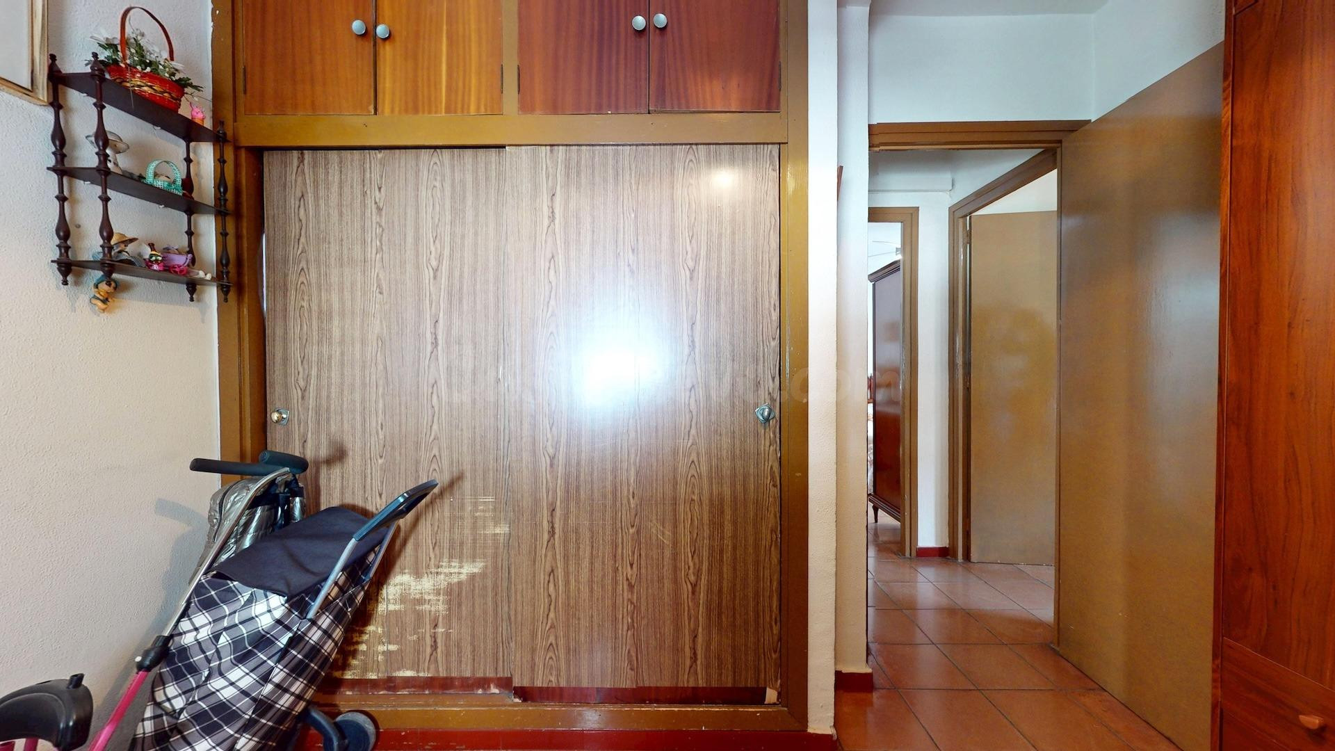 !!OPORTUNIDAD DE INVERSION!! 3 DORMITORIOS, Y ASCENSOR JUNTO - foto 27