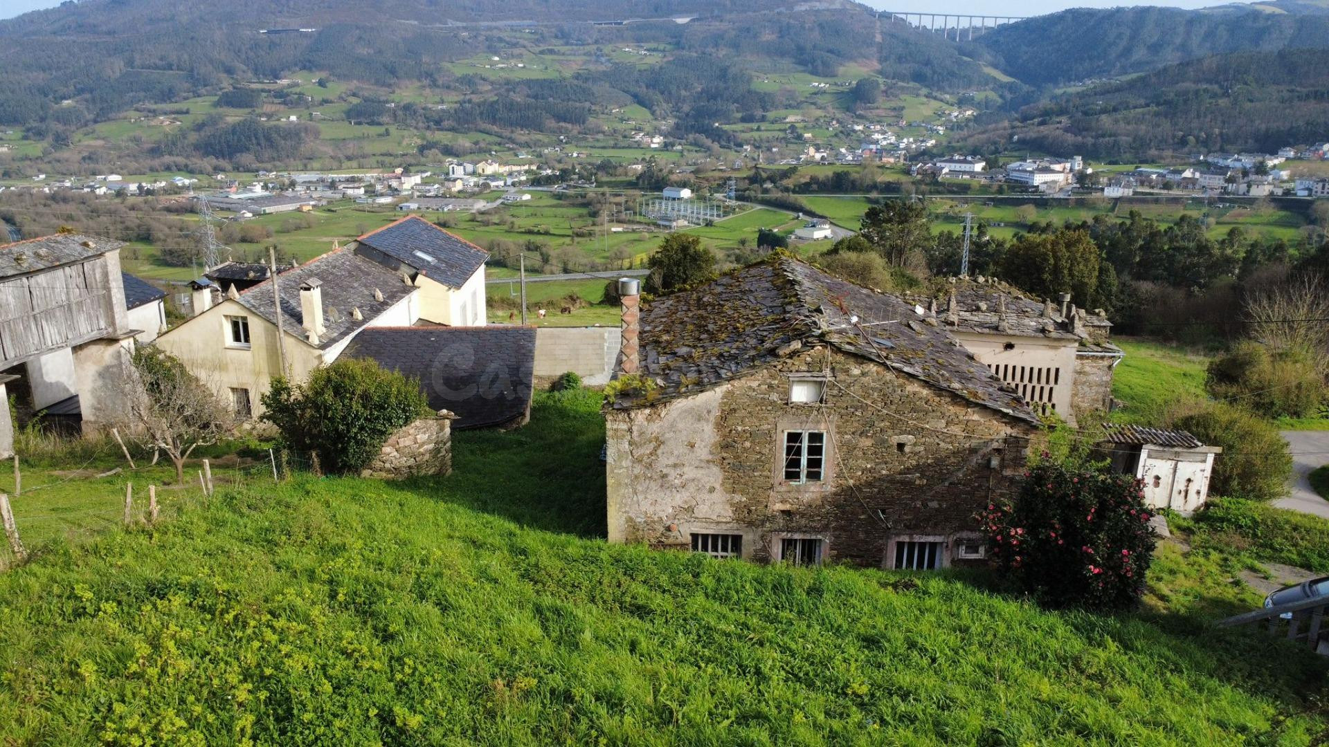 Casa para reformar en Mondoñedo. - foto 4