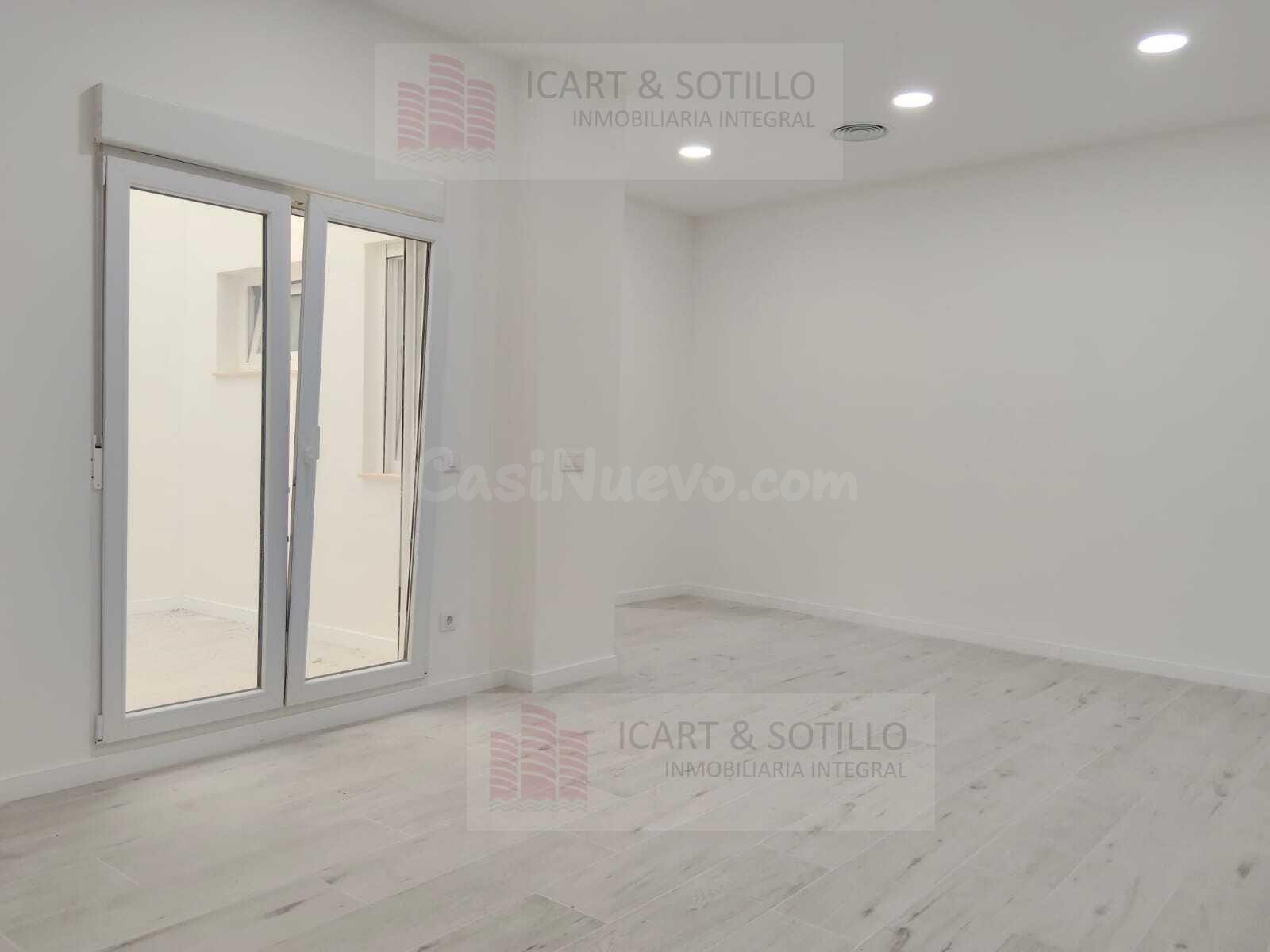 PLANTA BAJA DIÁFANA REFORMADA A ESTRENAR EN PLENO CENTRO DE  - foto 3