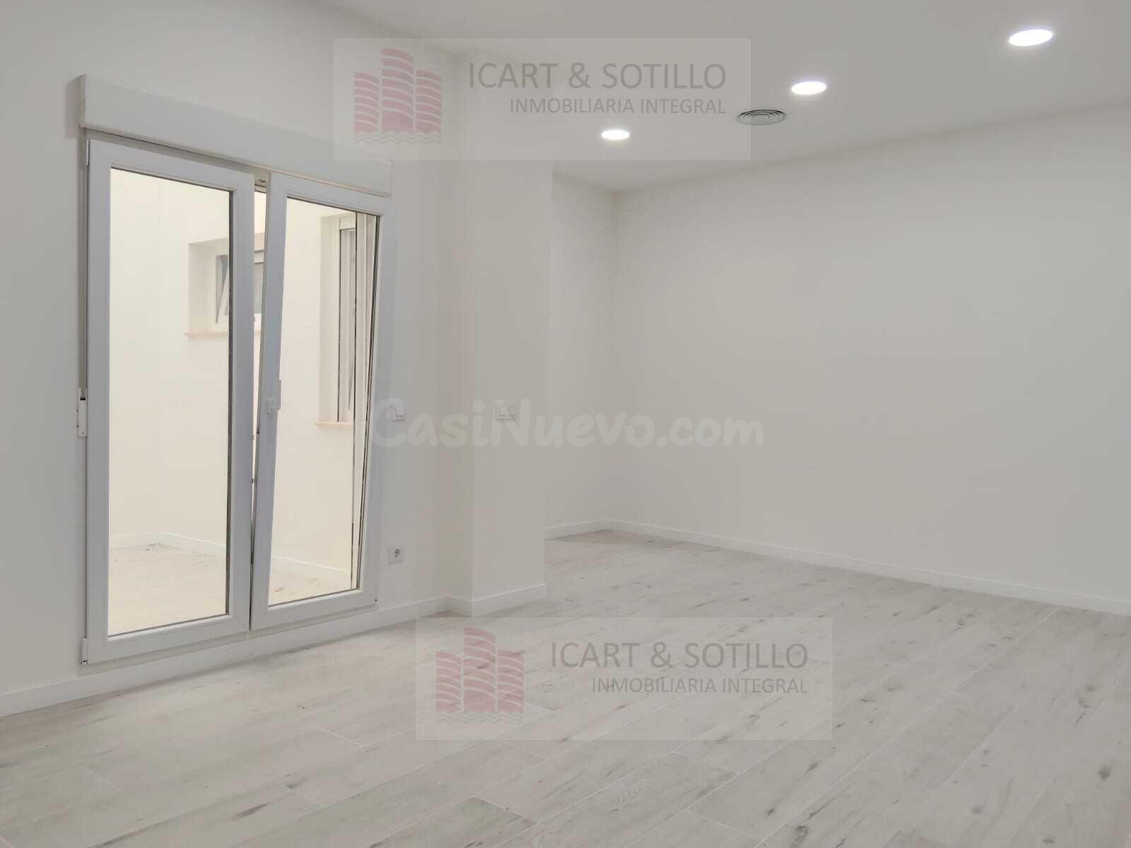 PLANTA BAJA DIÁFANA REFORMADA A ESTRENAR EN PLENO CENTRO DE  - foto 4