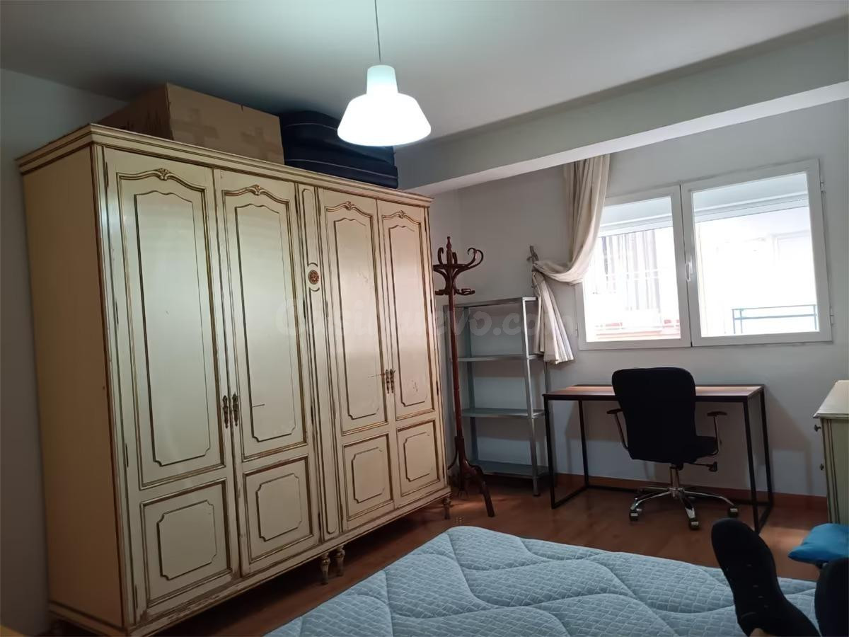 VENTA DE PISO EN EL CENTRO EN CALLE ALHAMAR TOTALMENTE REFOR - foto 16