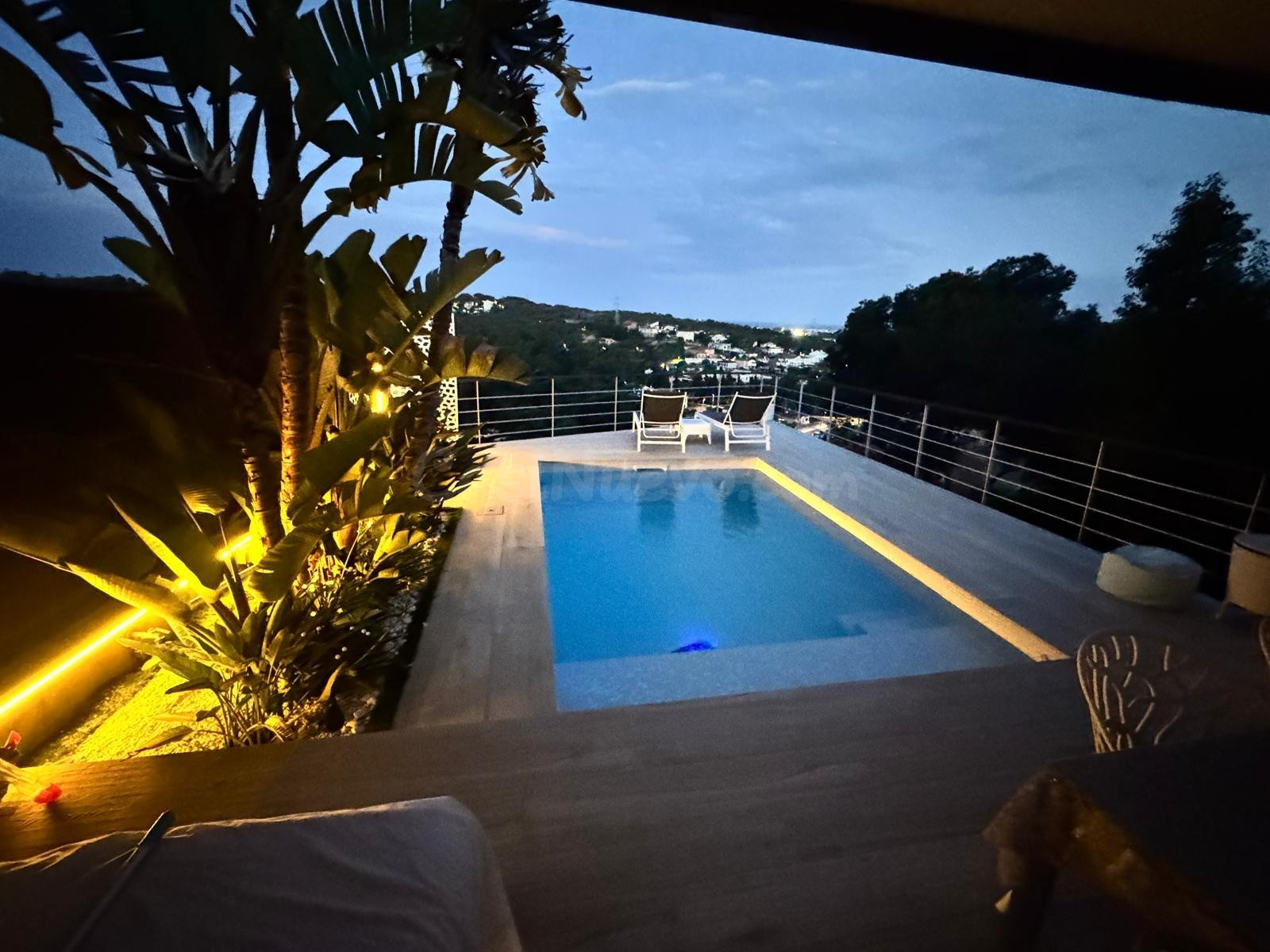 PRECIOSA casa con piscina e interiorismo exquisito, en Mas T - foto 9