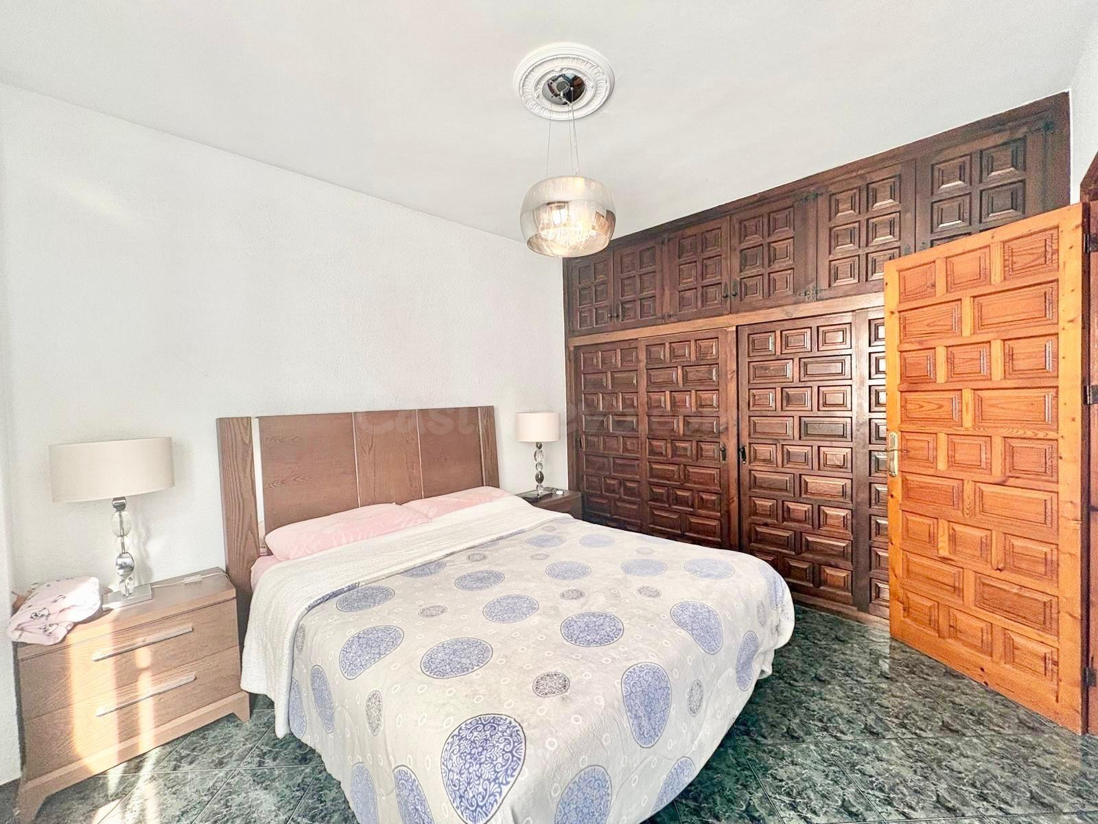 PISO EN EL CASCO HISTÓRICO DE SALOBREÑA CON COCHERA CERRADA  - foto 5