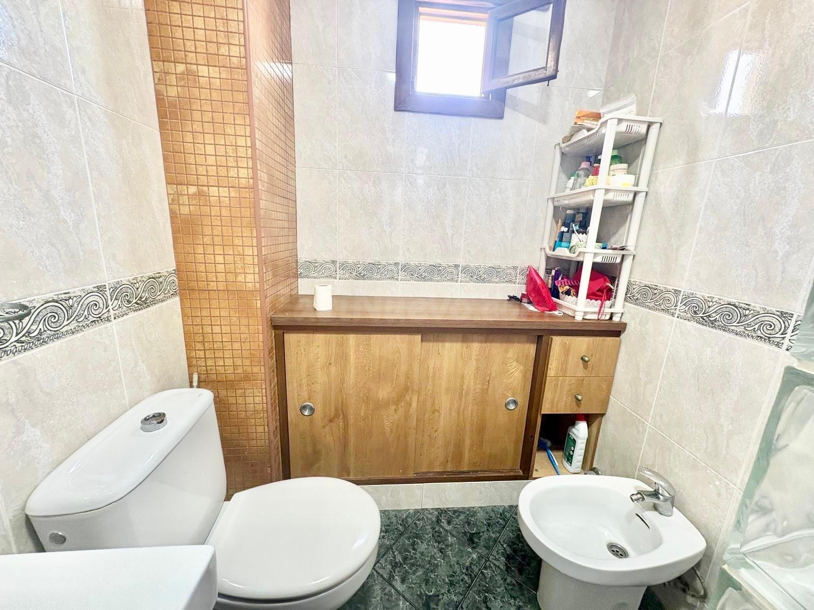 PISO EN EL CASCO HISTÓRICO DE SALOBREÑA CON COCHERA CERRADA  - foto 13