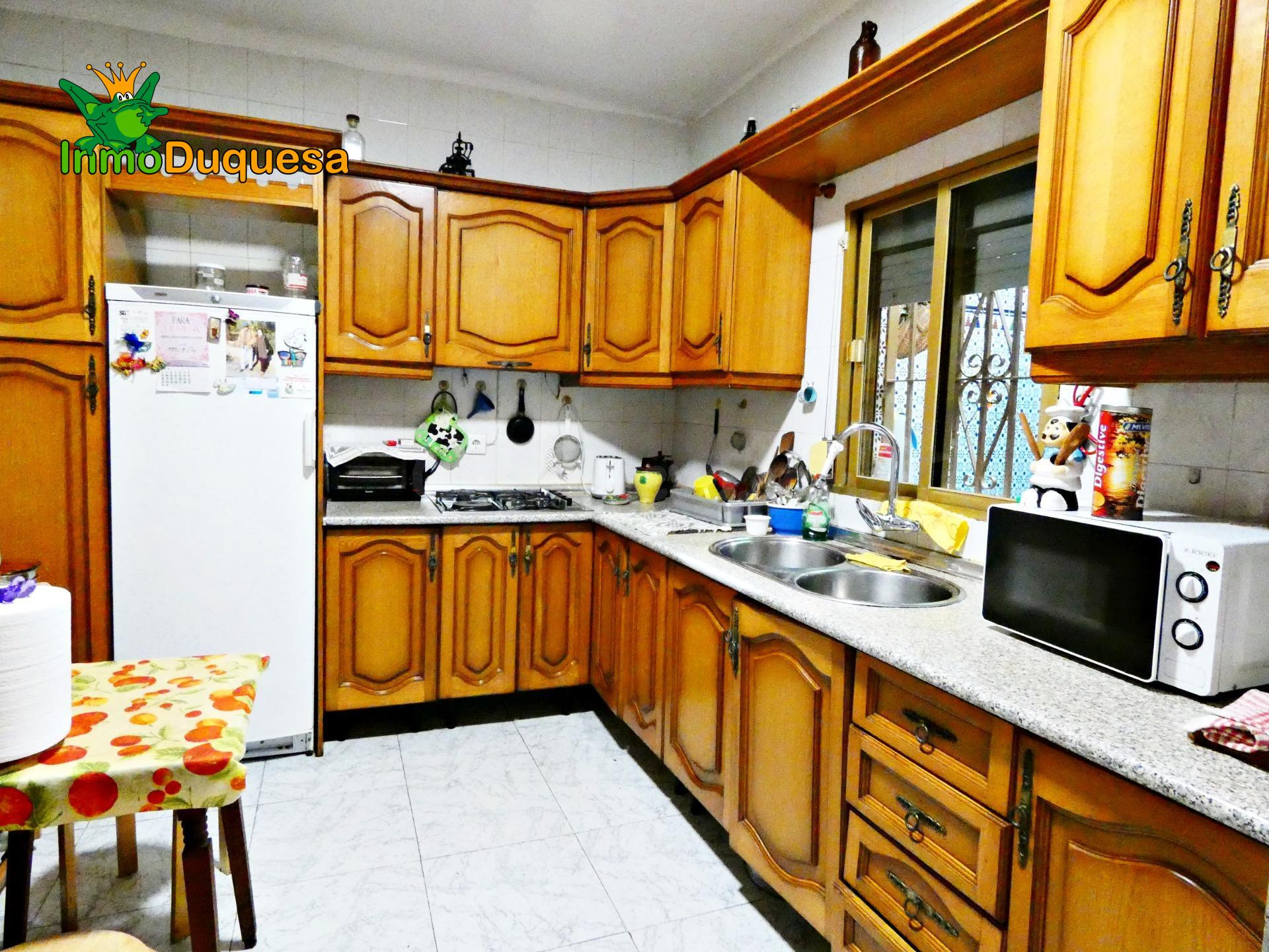 Casa en esquina con patio 9,50 m2. Bº de San Francisco Javie - foto 2