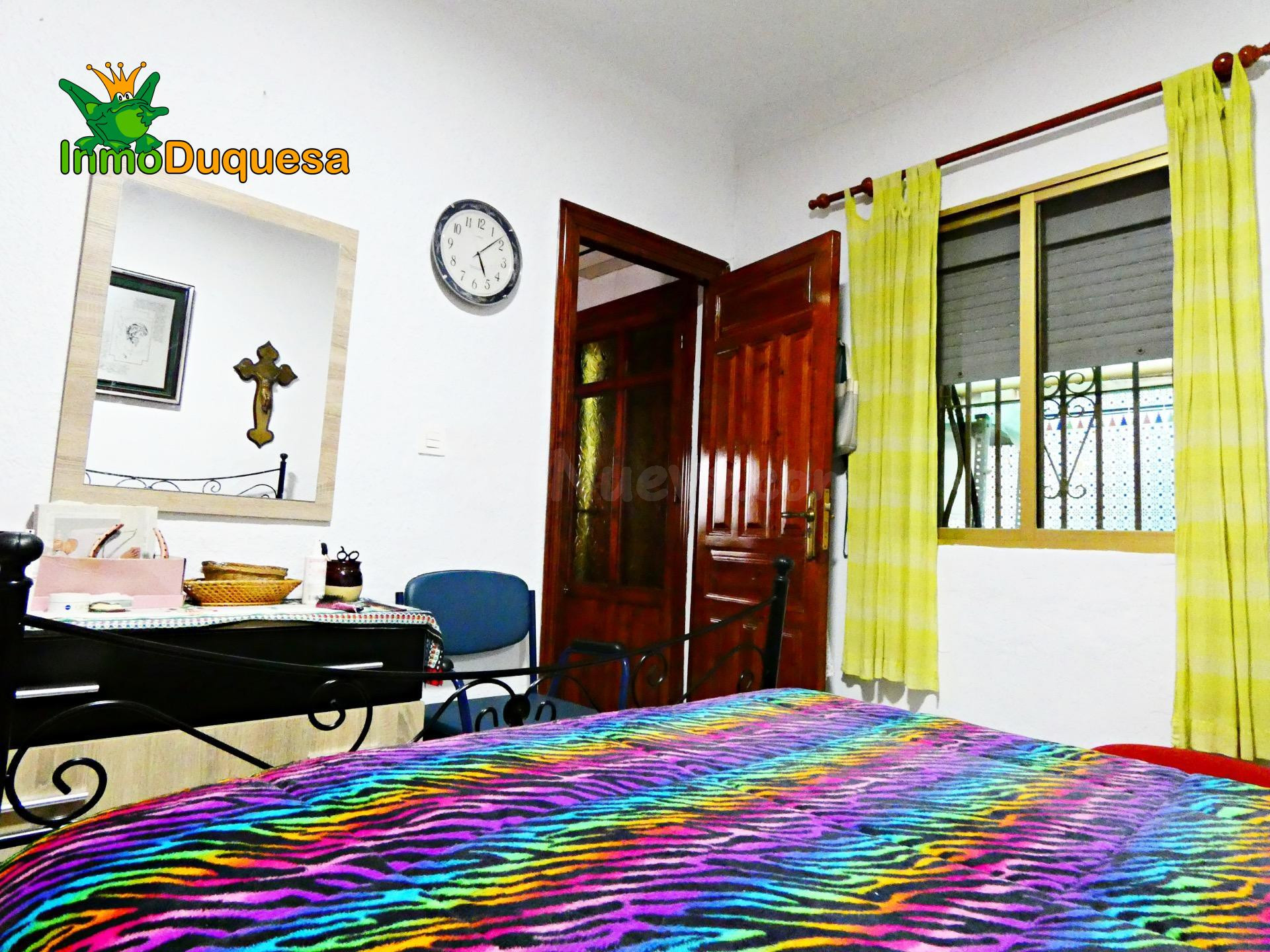 Casa en esquina con patio 9,50 m2. Bº de San Francisco Javie - foto 10