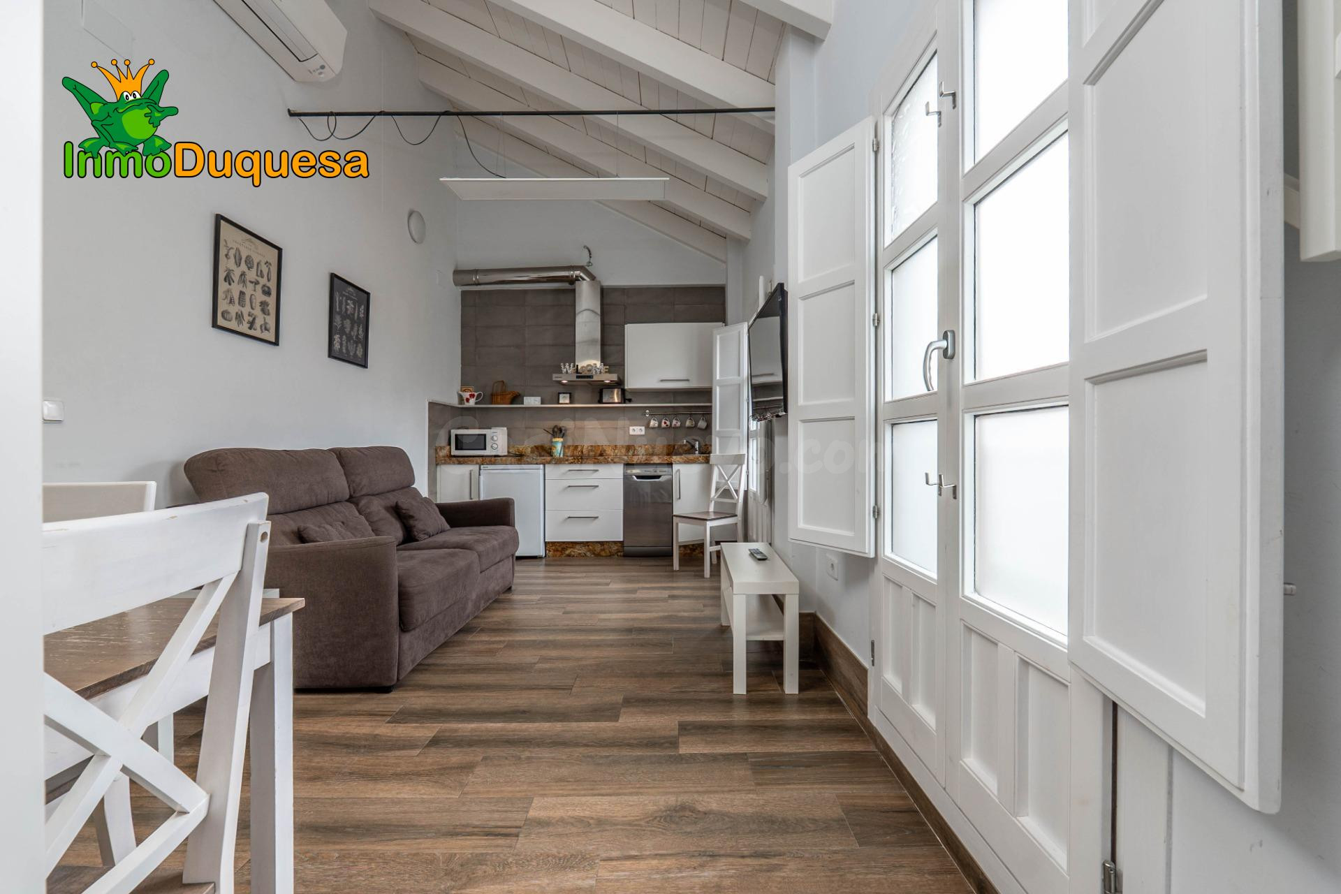 Casa de lujo con 4 APARTAMENTOS de Alquiler Turístico (con a