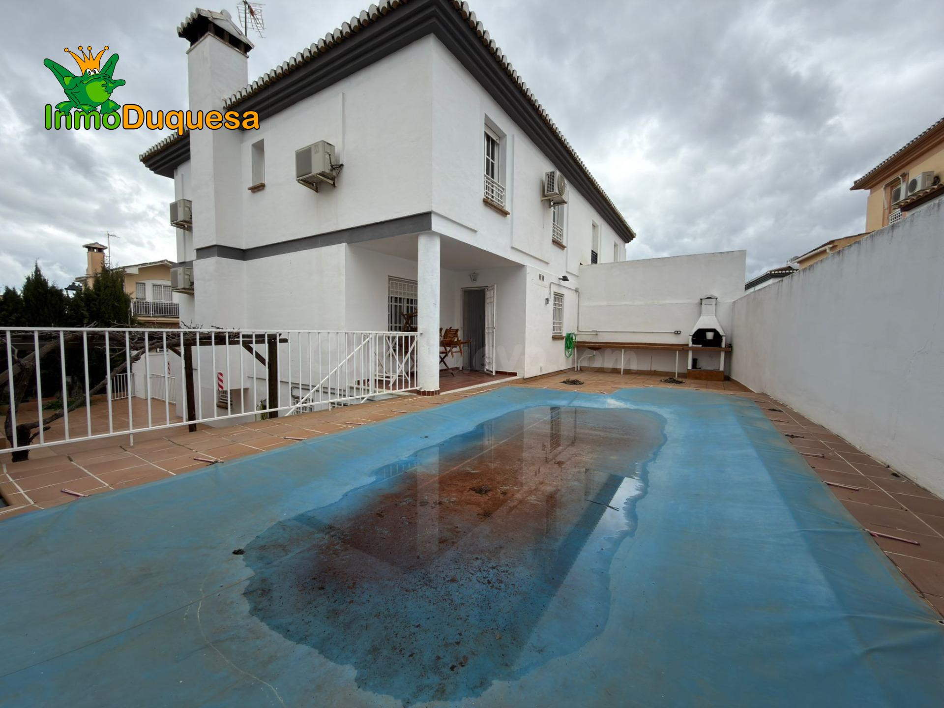 Chalet en Urb. Lomaverde con piscina.