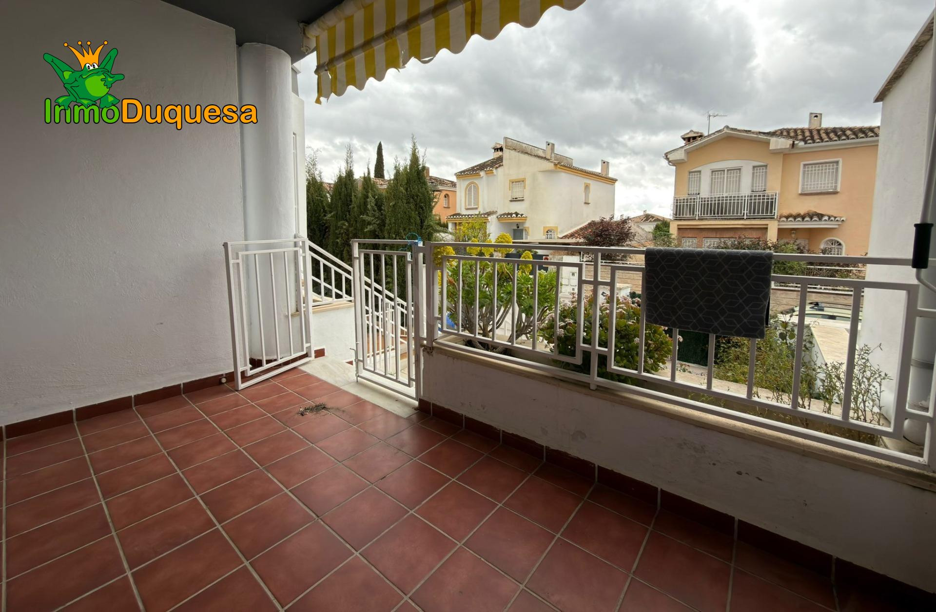 Chalet en Urb. Lomaverde con piscina. - foto 42