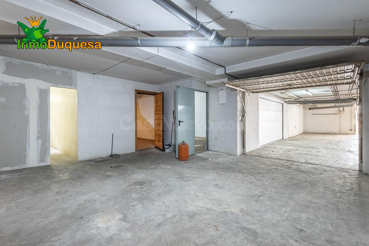 Casa adosada en La Zubia. - foto 14