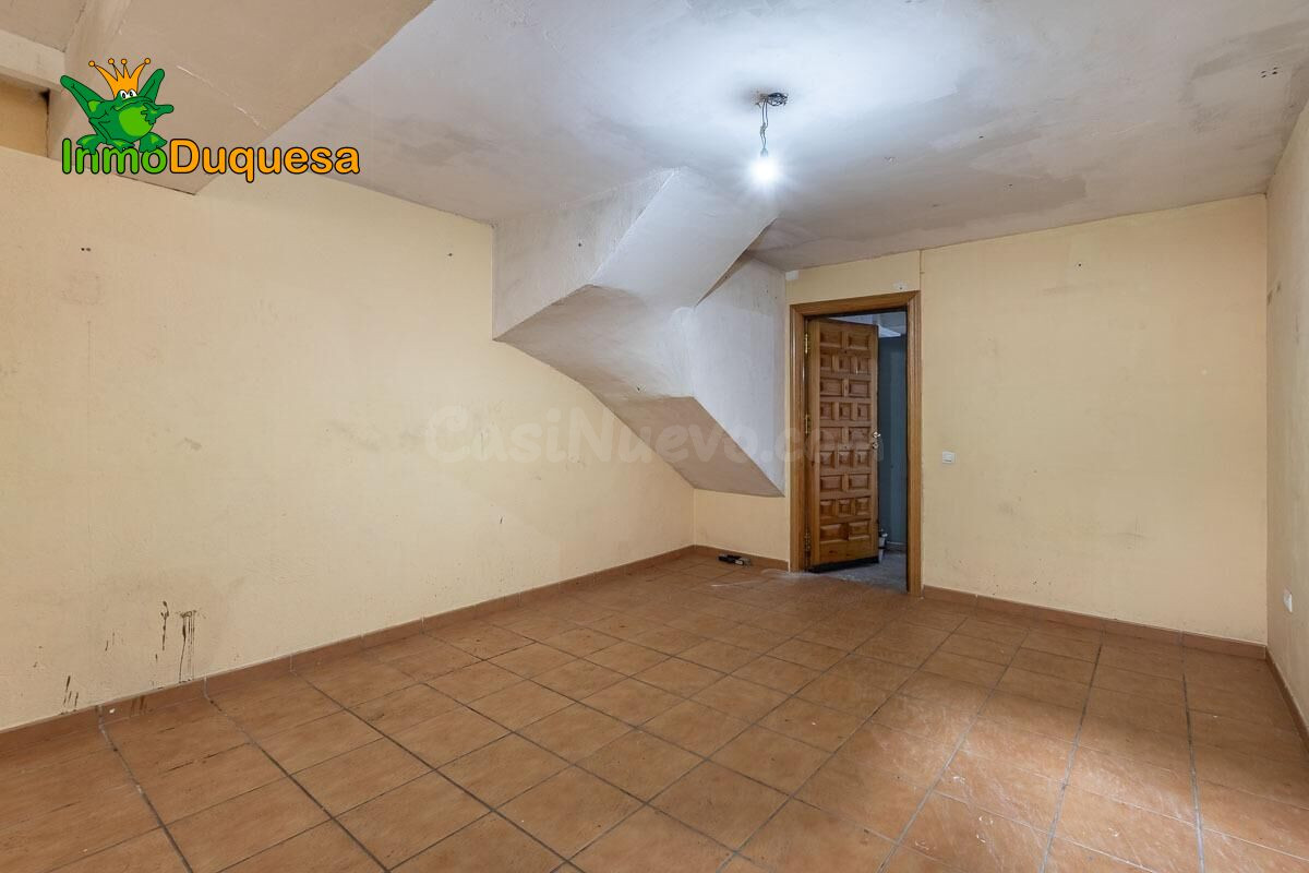 Casa adosada en La Zubia. - foto 17