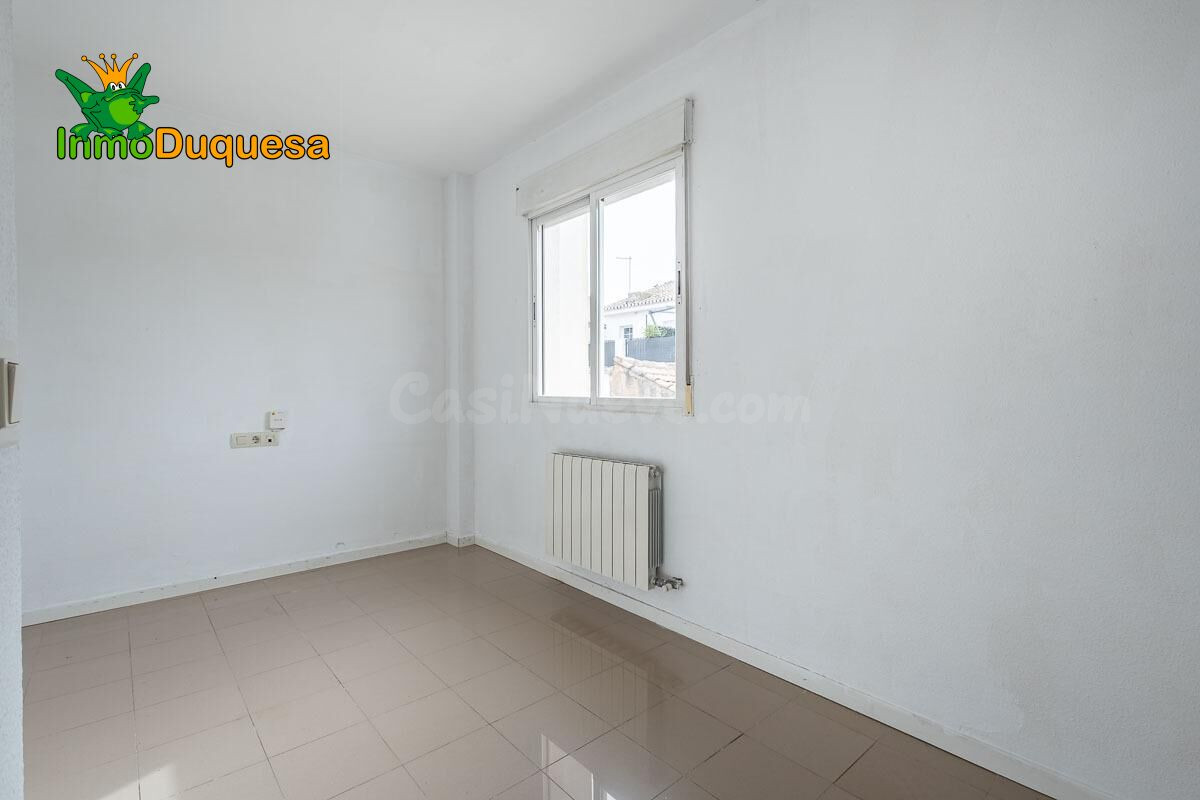 Casa adosada en La Zubia. - foto 28