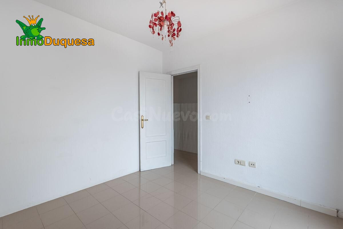 Casa adosada en La Zubia. - foto 34