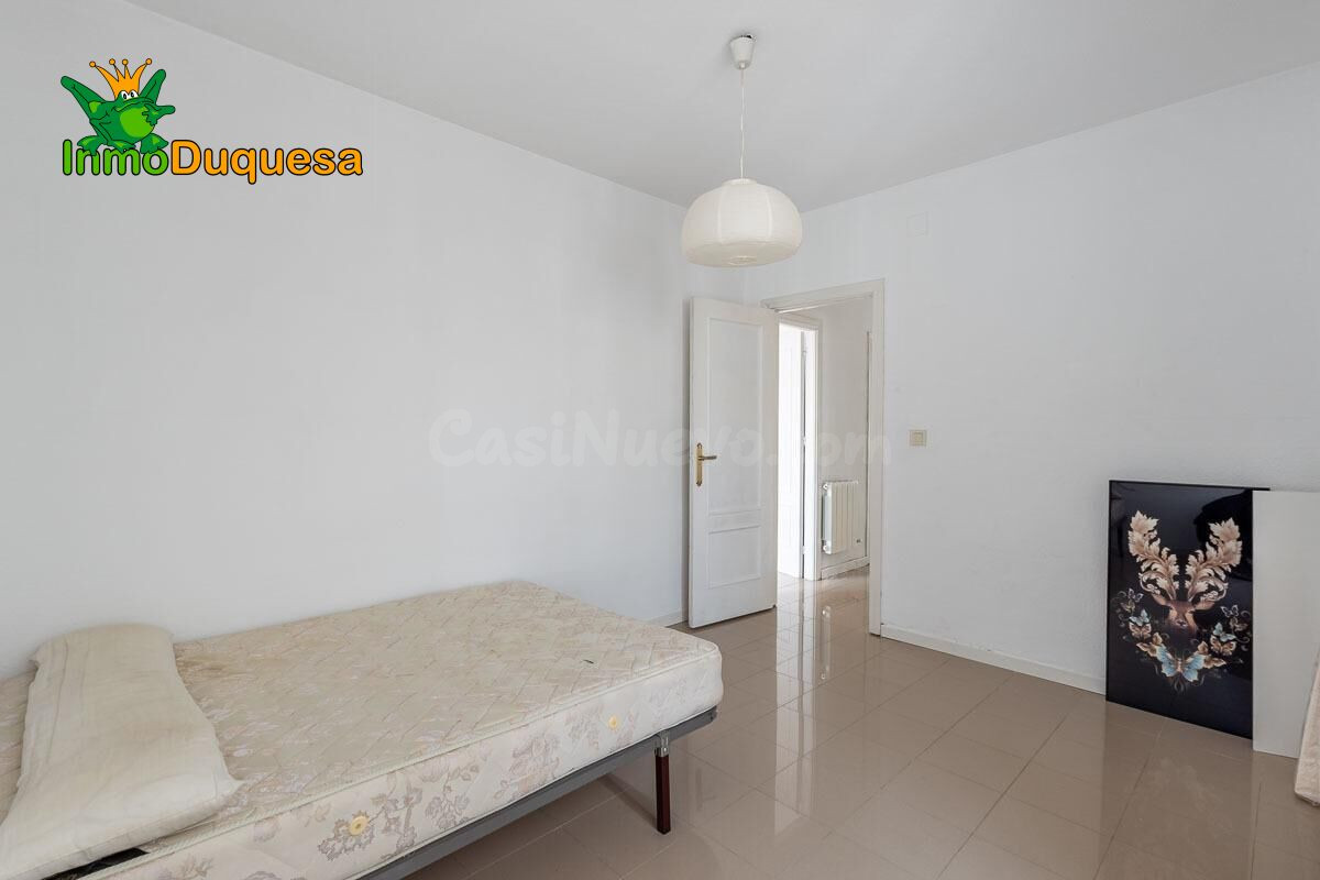 Casa adosada en La Zubia. - foto 36