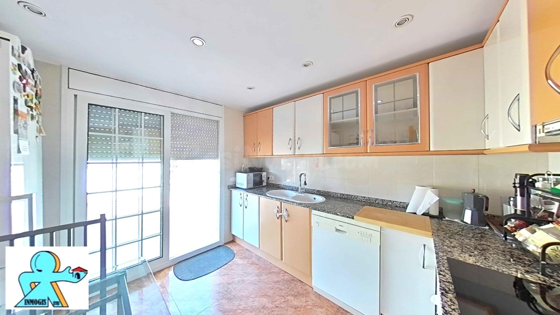 Àtic dúplex espectacular de 4 habitacions amb tres terrasses - foto 15