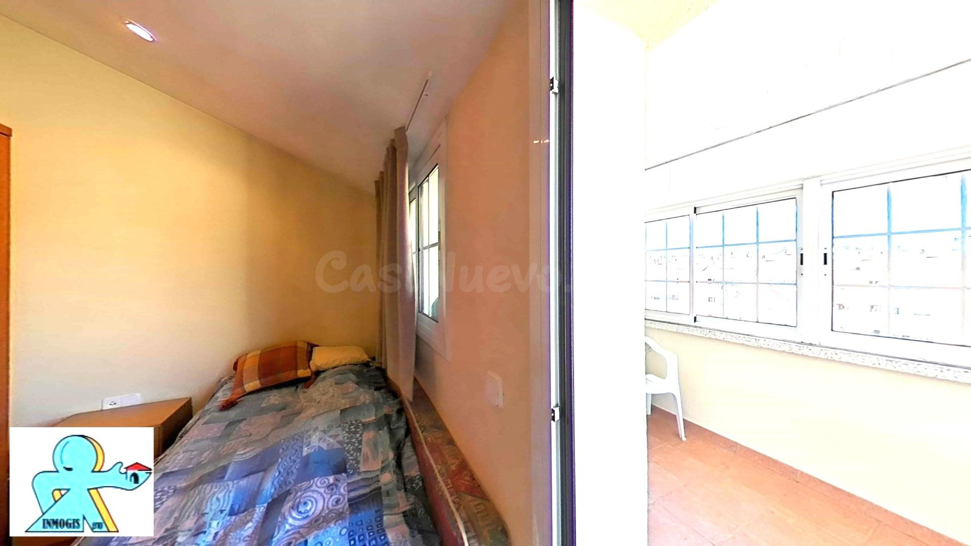 Àtic dúplex espectacular de 4 habitacions amb tres terrasses - foto 22