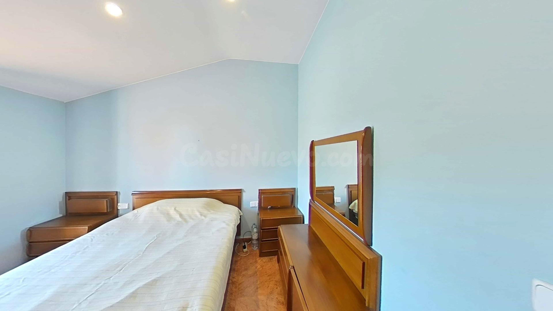 Àtic dúplex espectacular de 4 habitacions amb tres terrasses - foto 25