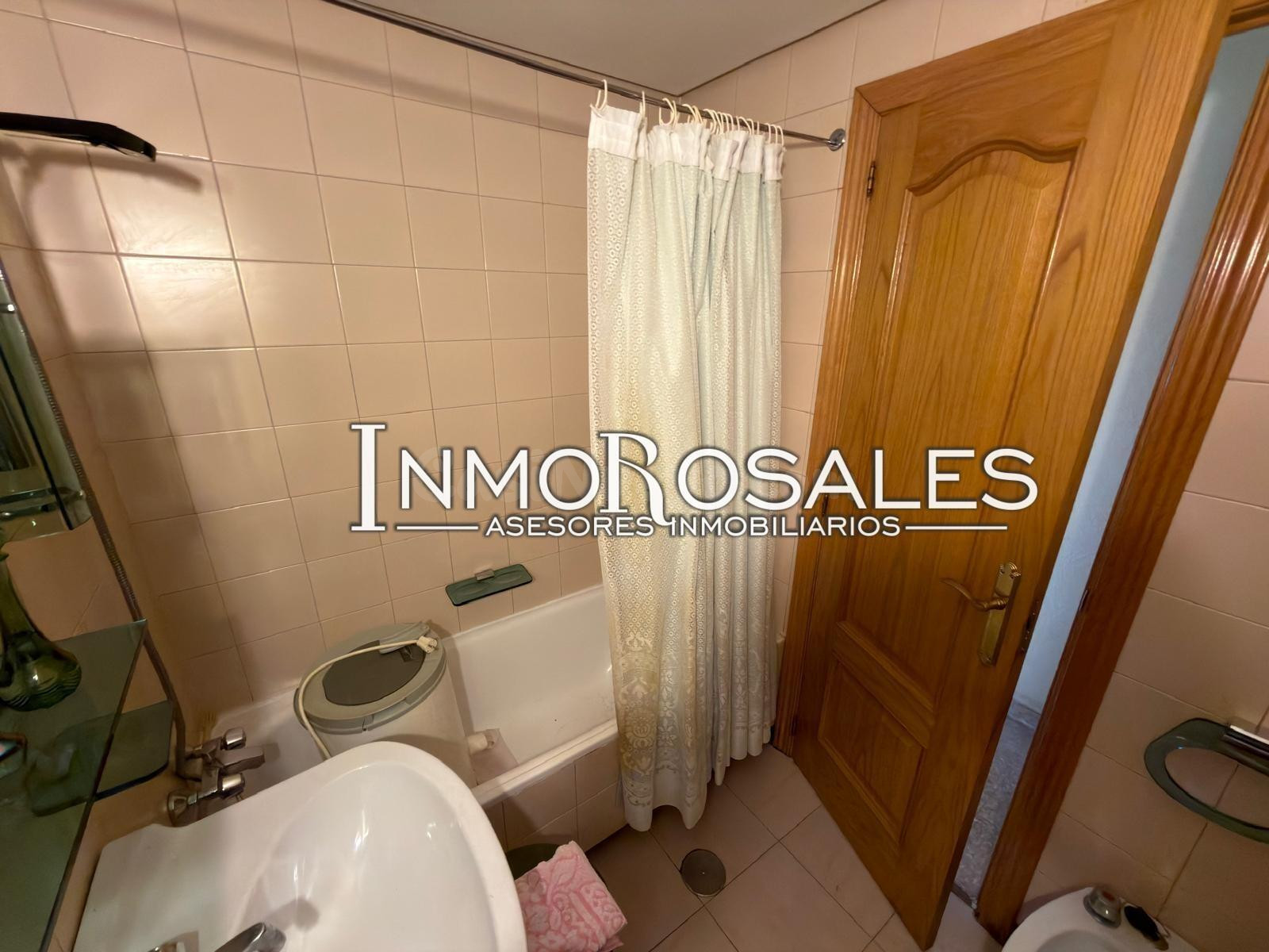 MAGNIFICO PISO LUMINOSO DE 3 DORMITORIOS Y 2 BAÑOS. - foto 14