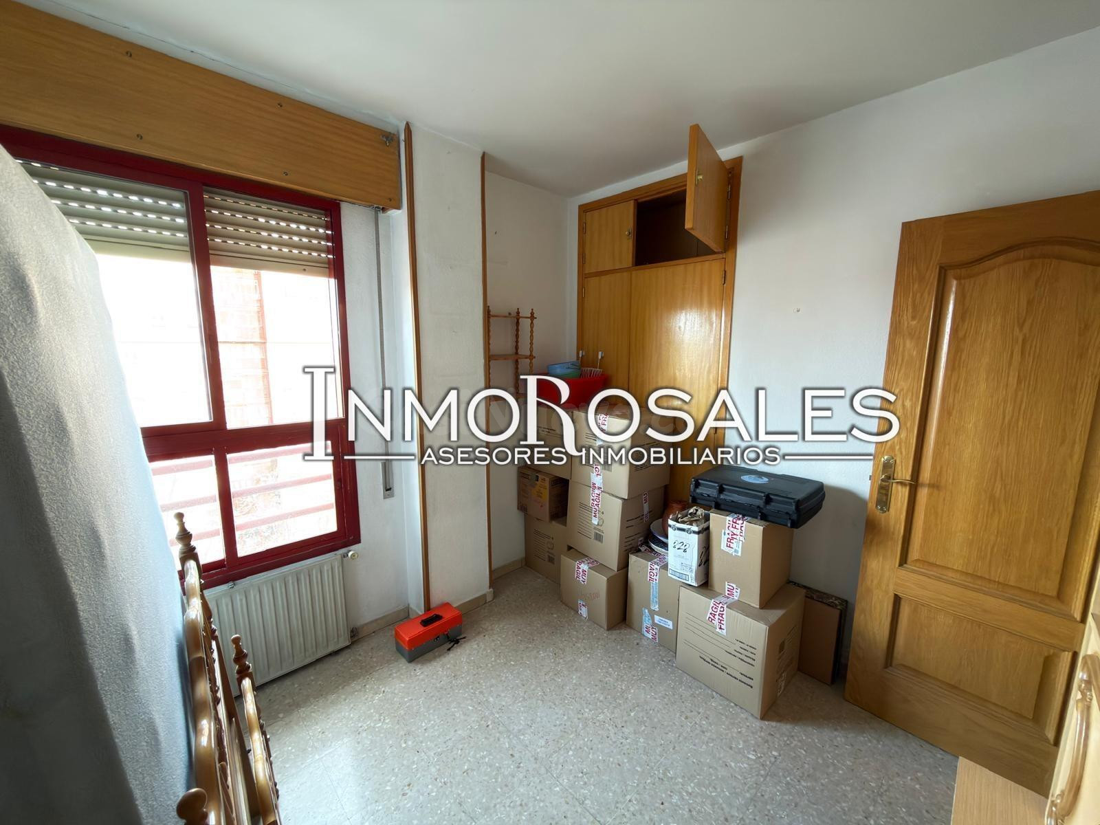 MAGNIFICO PISO LUMINOSO DE 3 DORMITORIOS Y 2 BAÑOS. - foto 25