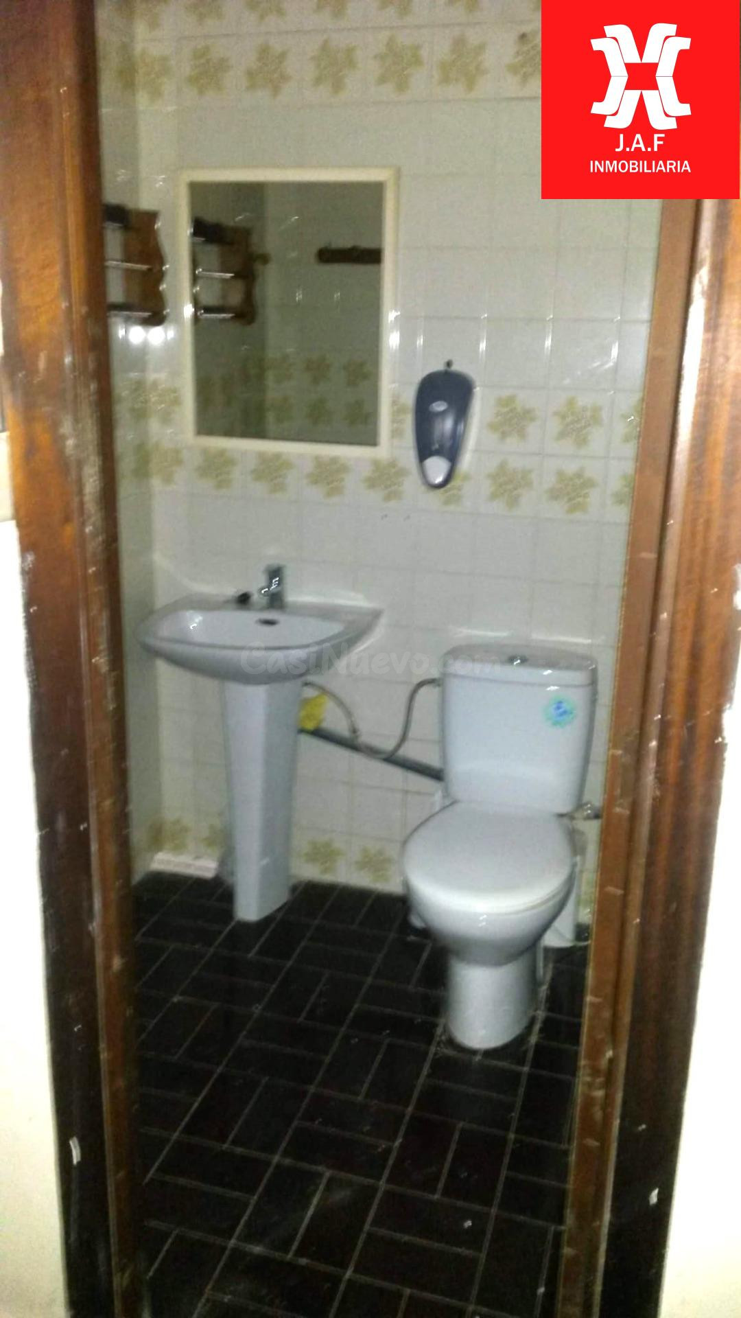 ALQUILER DE LOCAL MUY AMPLIO EN MONCADA - foto 5