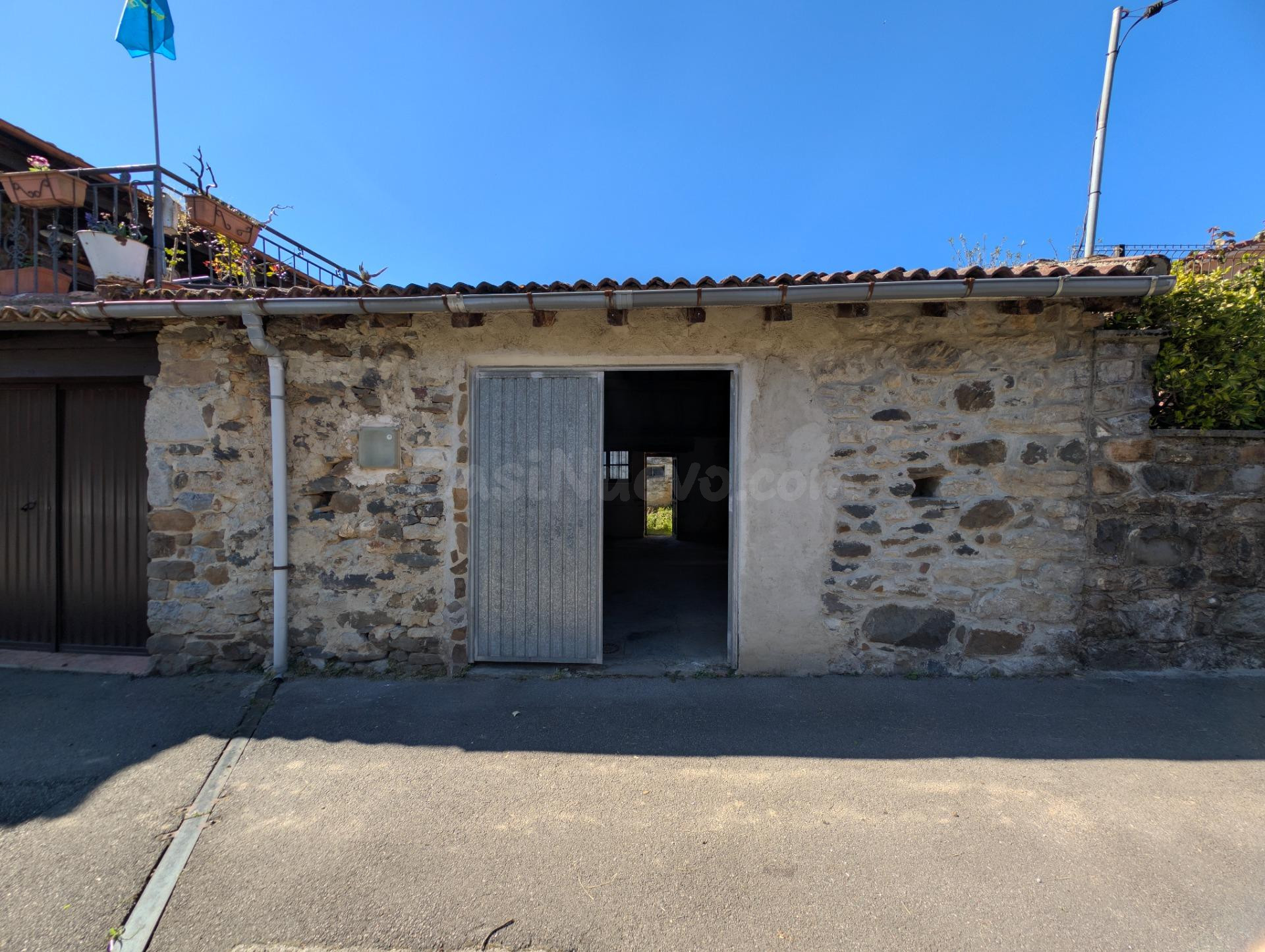 Almacén en Cuérigo