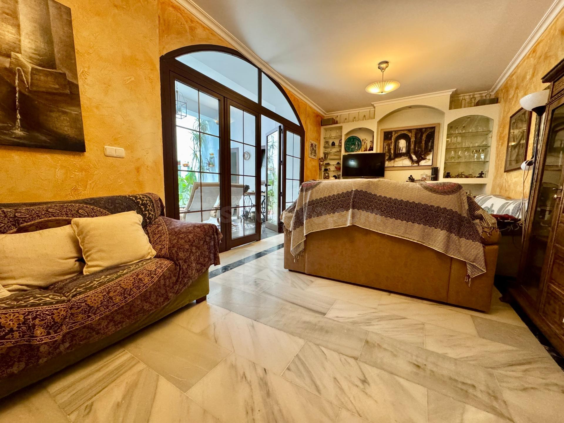 GRAN CASA JUNTO A LA MEZQUITA - foto 7