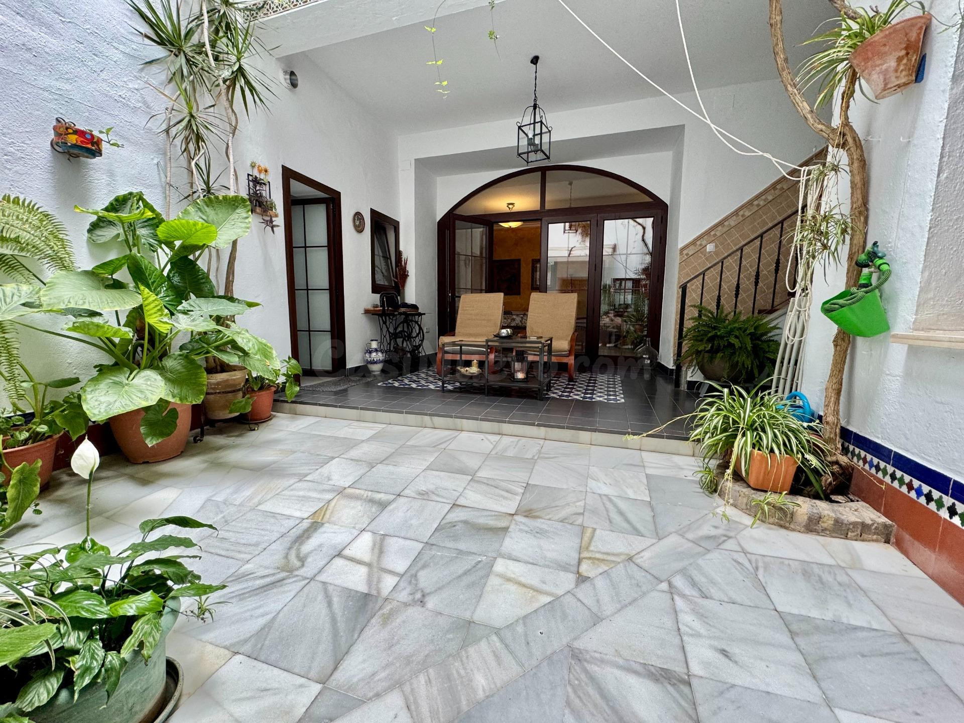 GRAN CASA JUNTO A LA MEZQUITA - foto 13