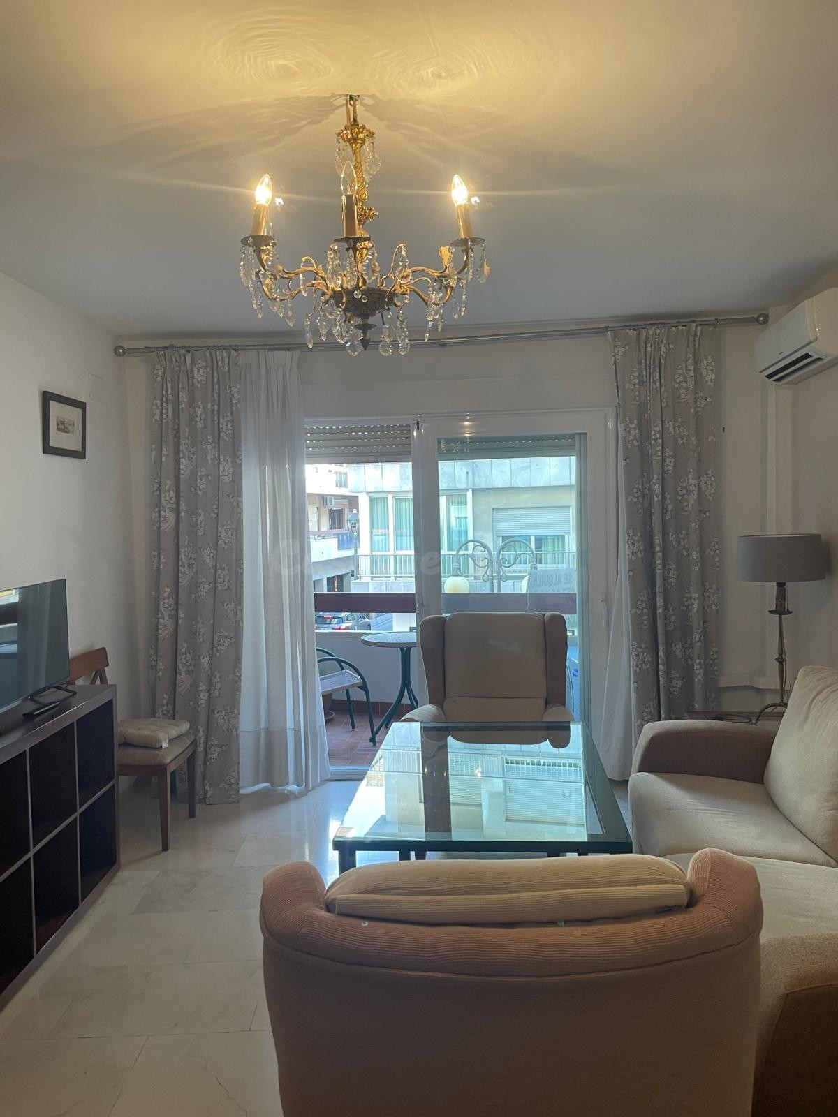 EXCELENTE APARTAMENTO EN EL CENTRO - foto 5