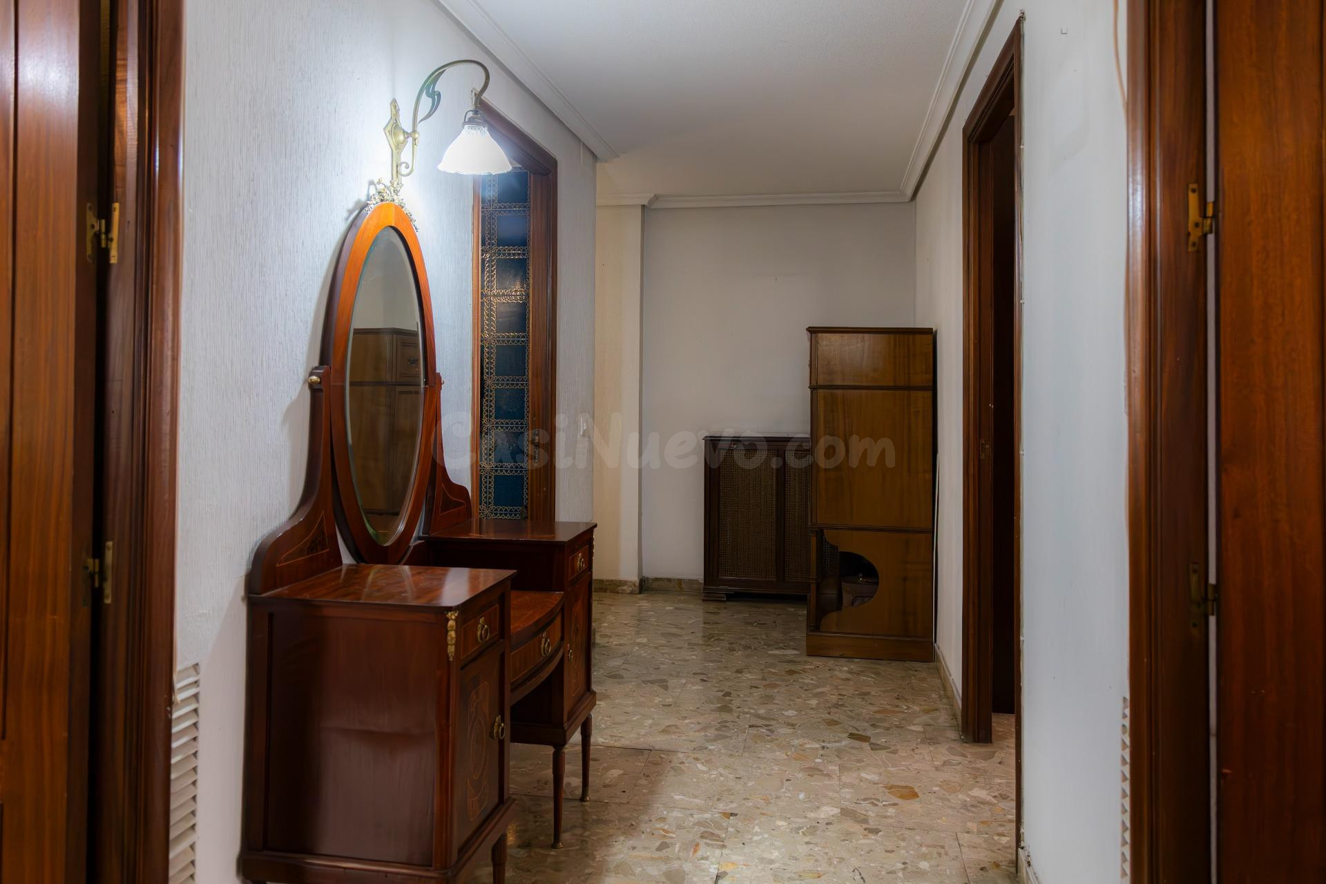 SEÑORIAL PISO EN AVDA. CONDE VALLELLANO - foto 26