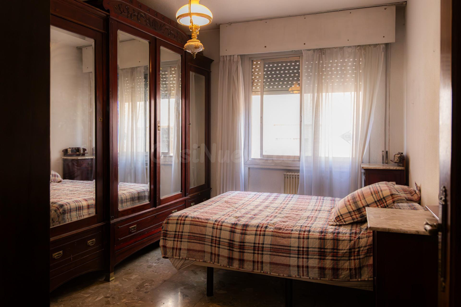 SEÑORIAL PISO EN AVDA. CONDE VALLELLANO - foto 27