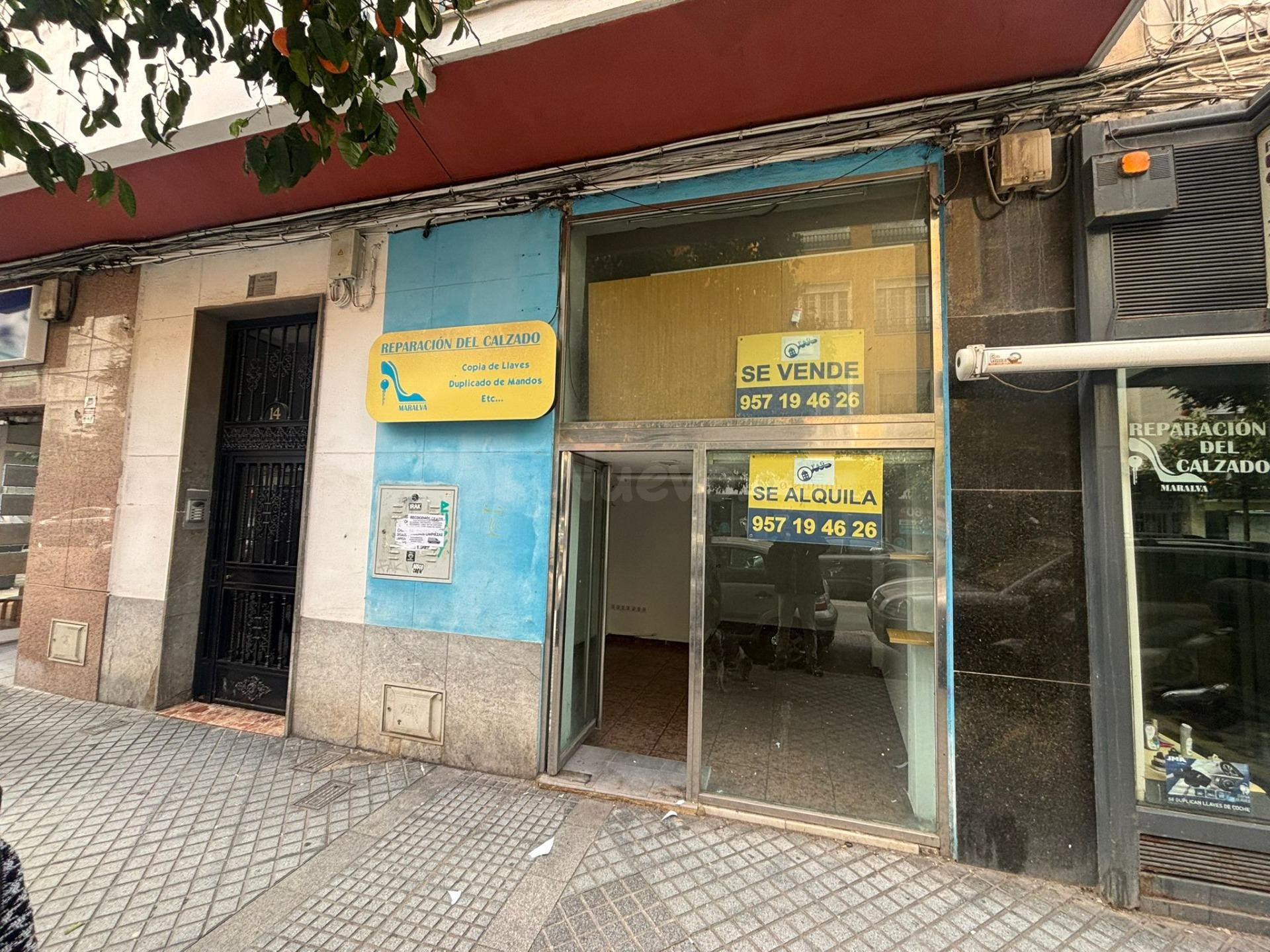 D.  Local comercial en alquiler – Calle Damasco