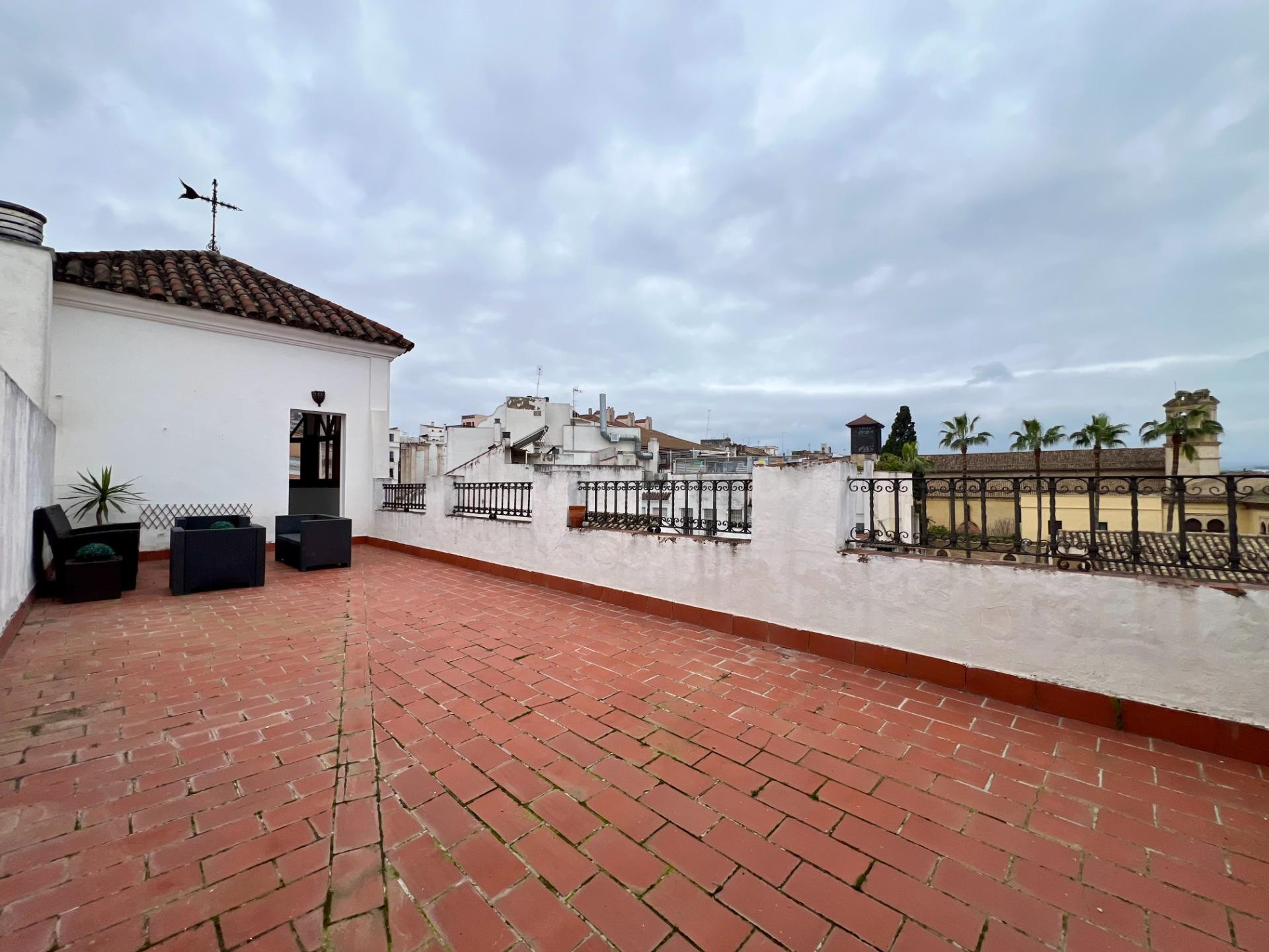 E. ✨ Espectacular dúplex en pleno centro de Córdoba ✨ - foto 33