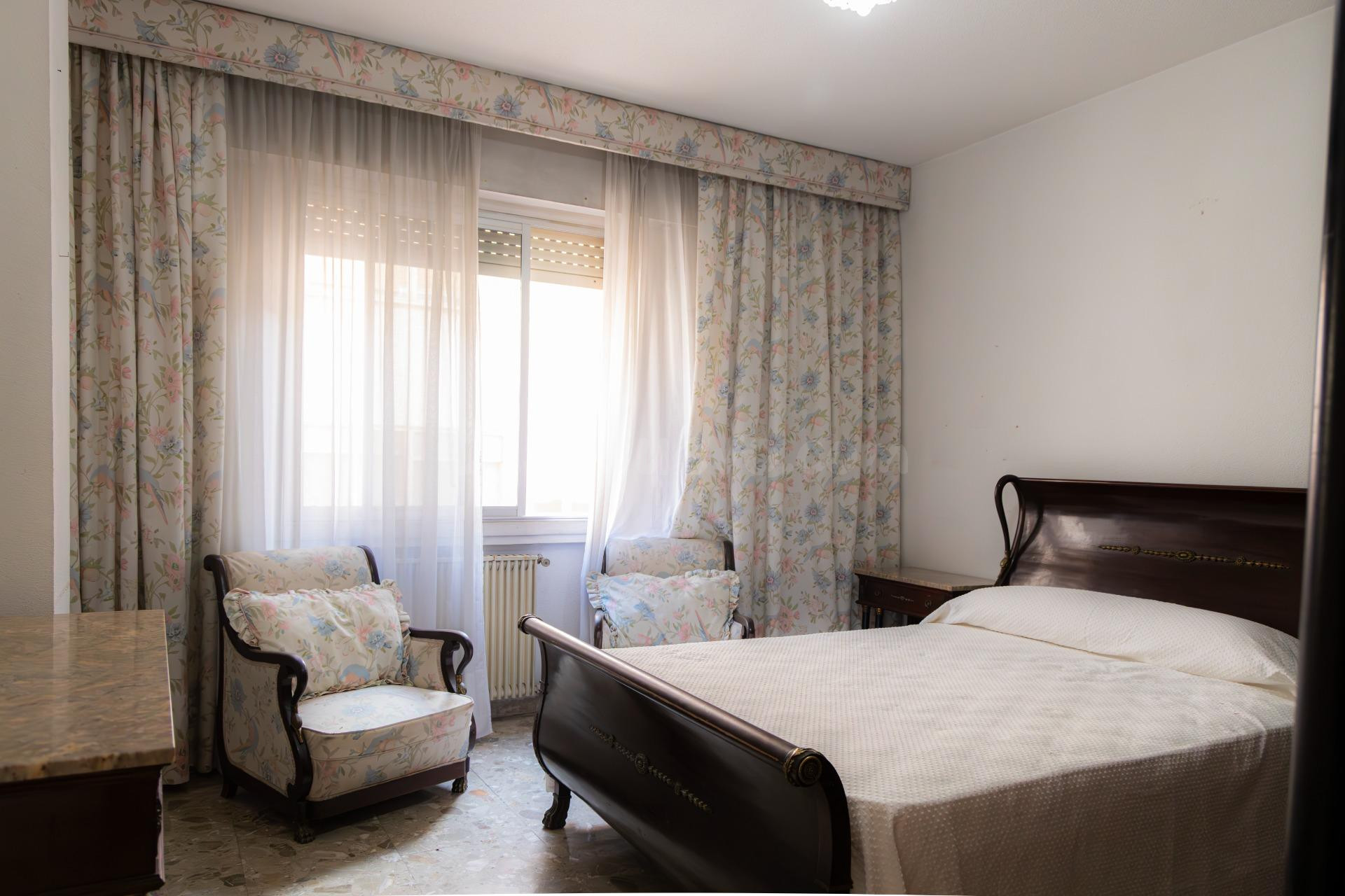 D.  Piso señorial en Avenida Conde de Vallellano – Córdoba ( - foto 33