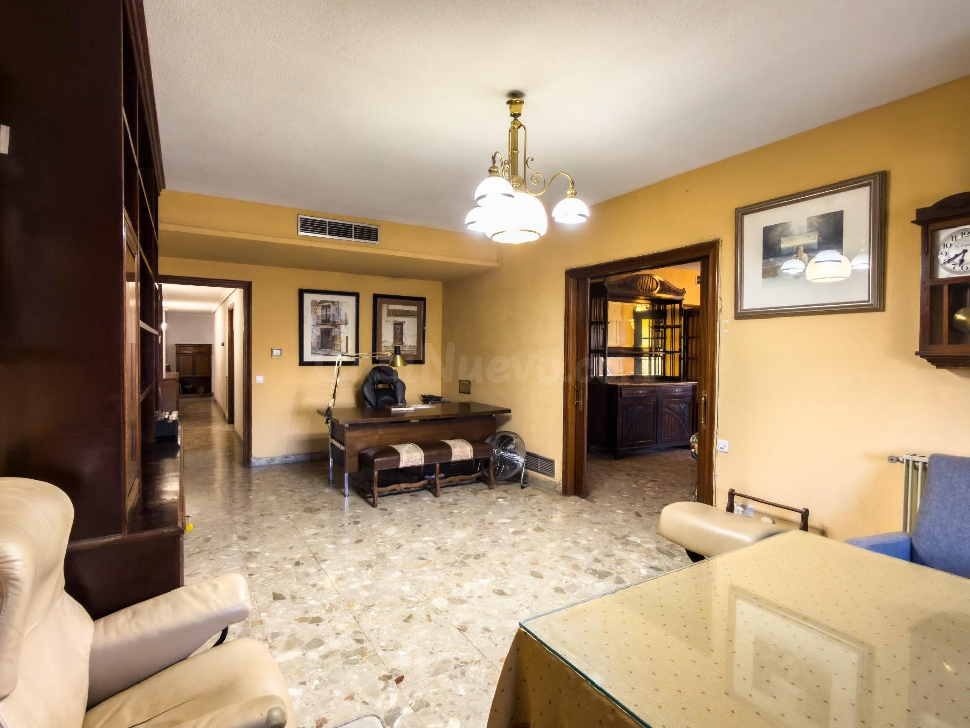 D.  Piso señorial en Avenida Conde de Vallellano – Córdoba ( - foto 42