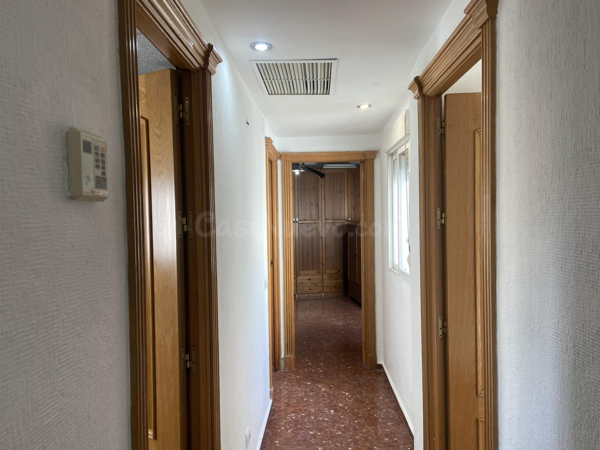 D. Amplio y Luminoso Piso en Plaza de San Rafael - foto 7