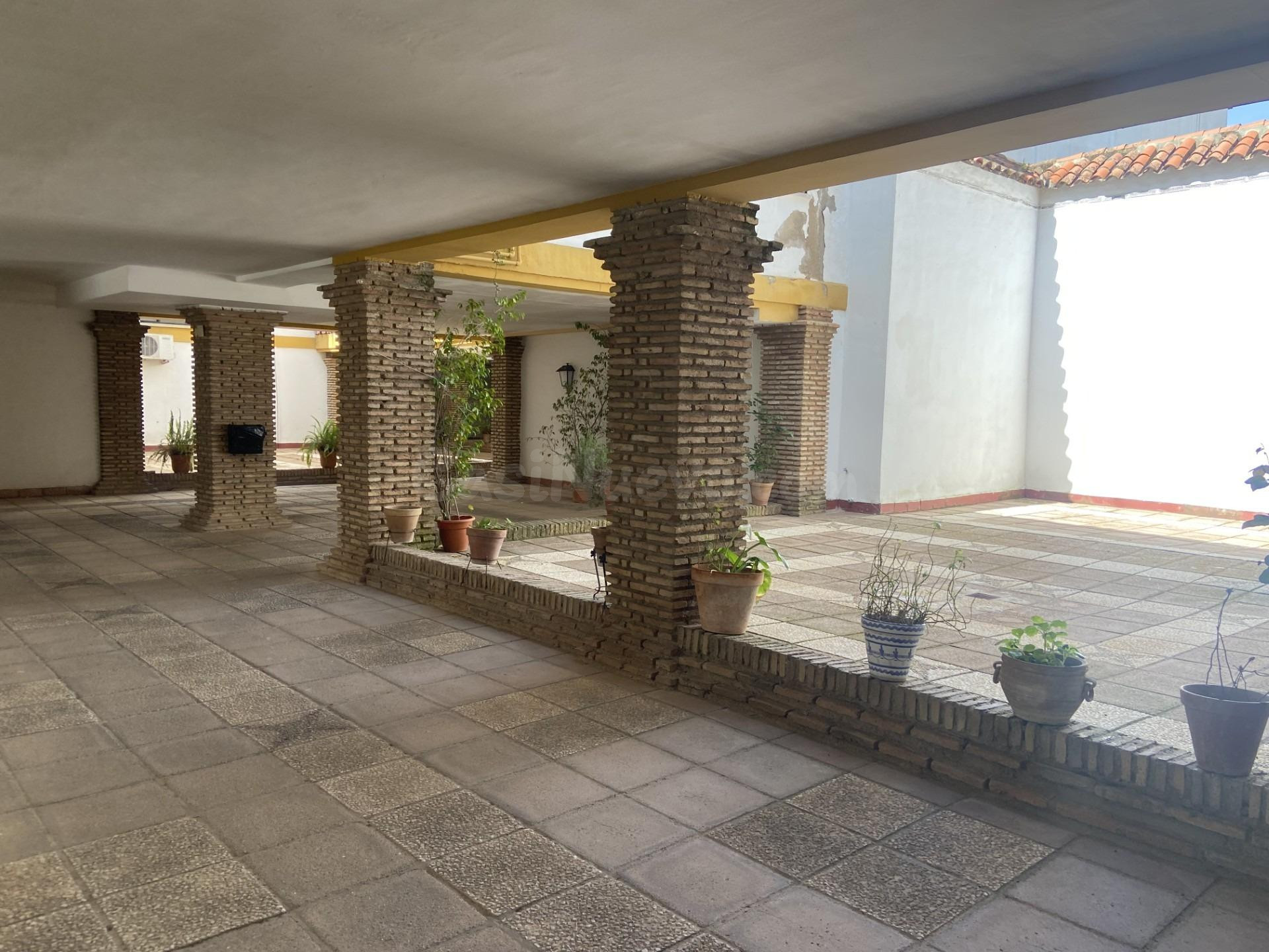 D. Amplio y Luminoso Piso en Plaza de San Rafael - foto 27