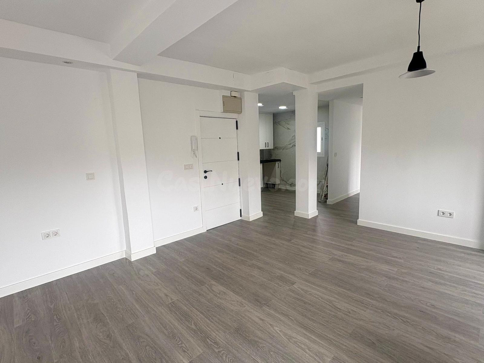 D.  Piso totalmente reformado en zona de Los Almogávares con - foto 4