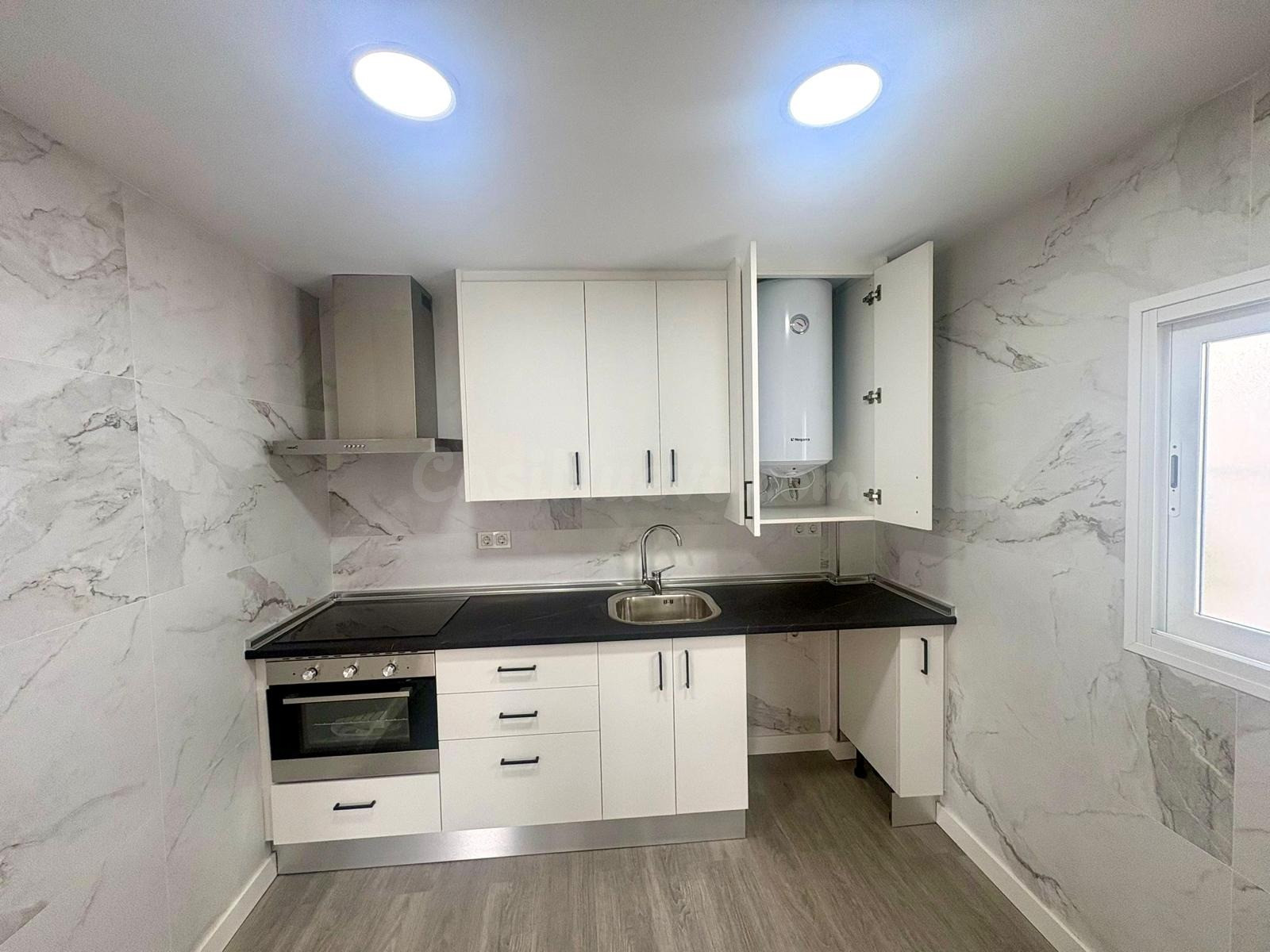 D.  Piso totalmente reformado en zona de Los Almogávares con - foto 6