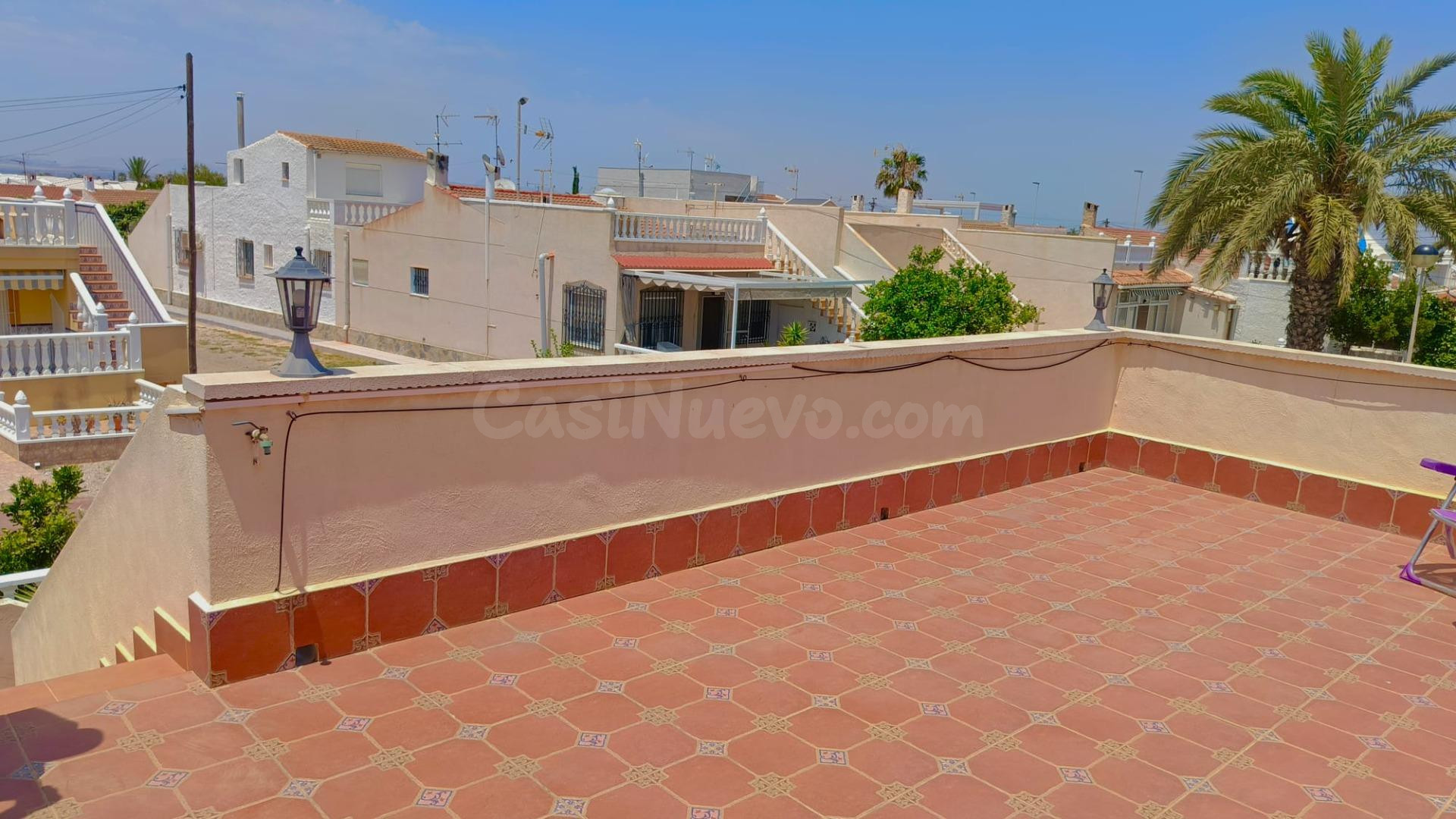ESTUPENDA CASA ADOSADA EN TORREVIEJA - foto 15
