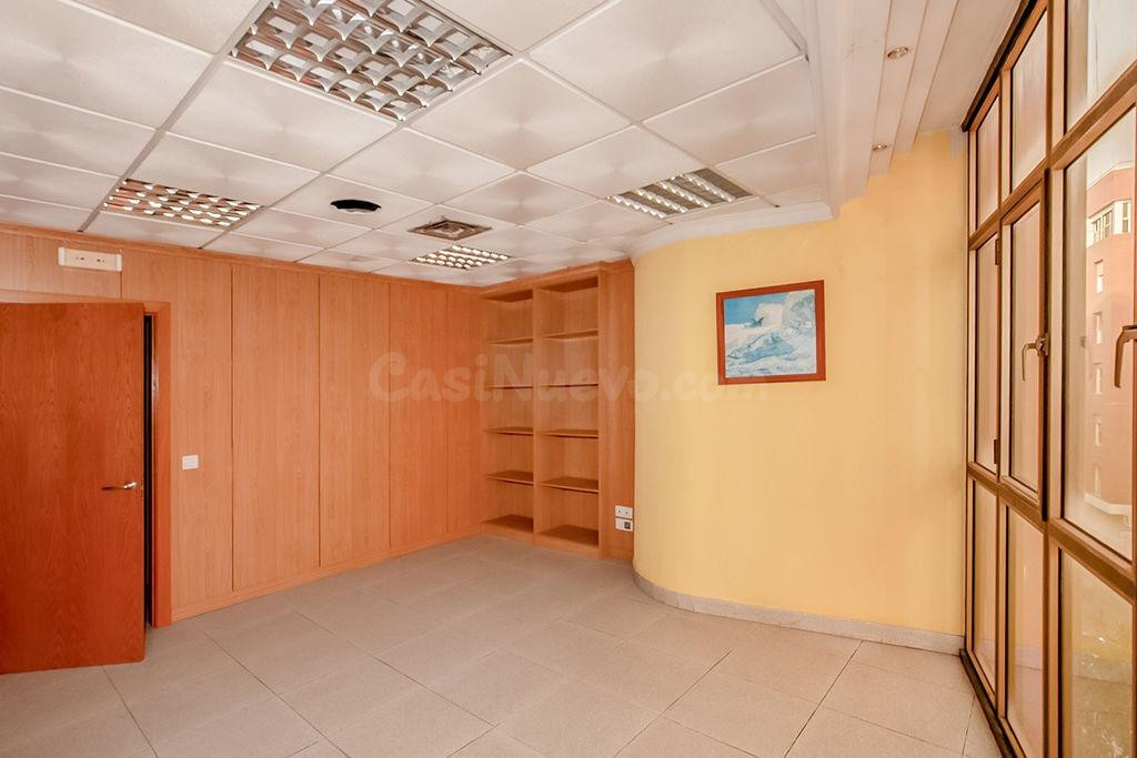Oficina en la zona Puerto, Playa de Las Canteras. - foto 6