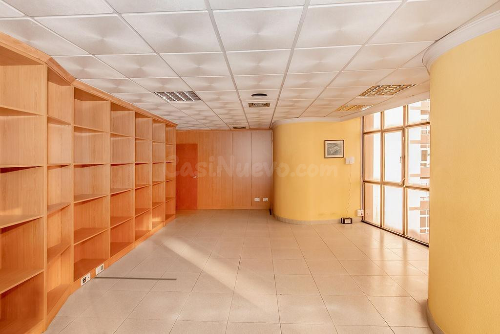 Oficina en la zona Puerto, Playa de Las Canteras. - foto 9