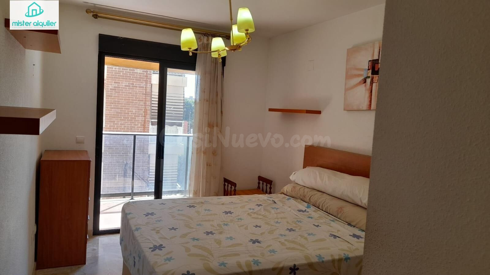 Espacioso piso en El Campello - foto 2