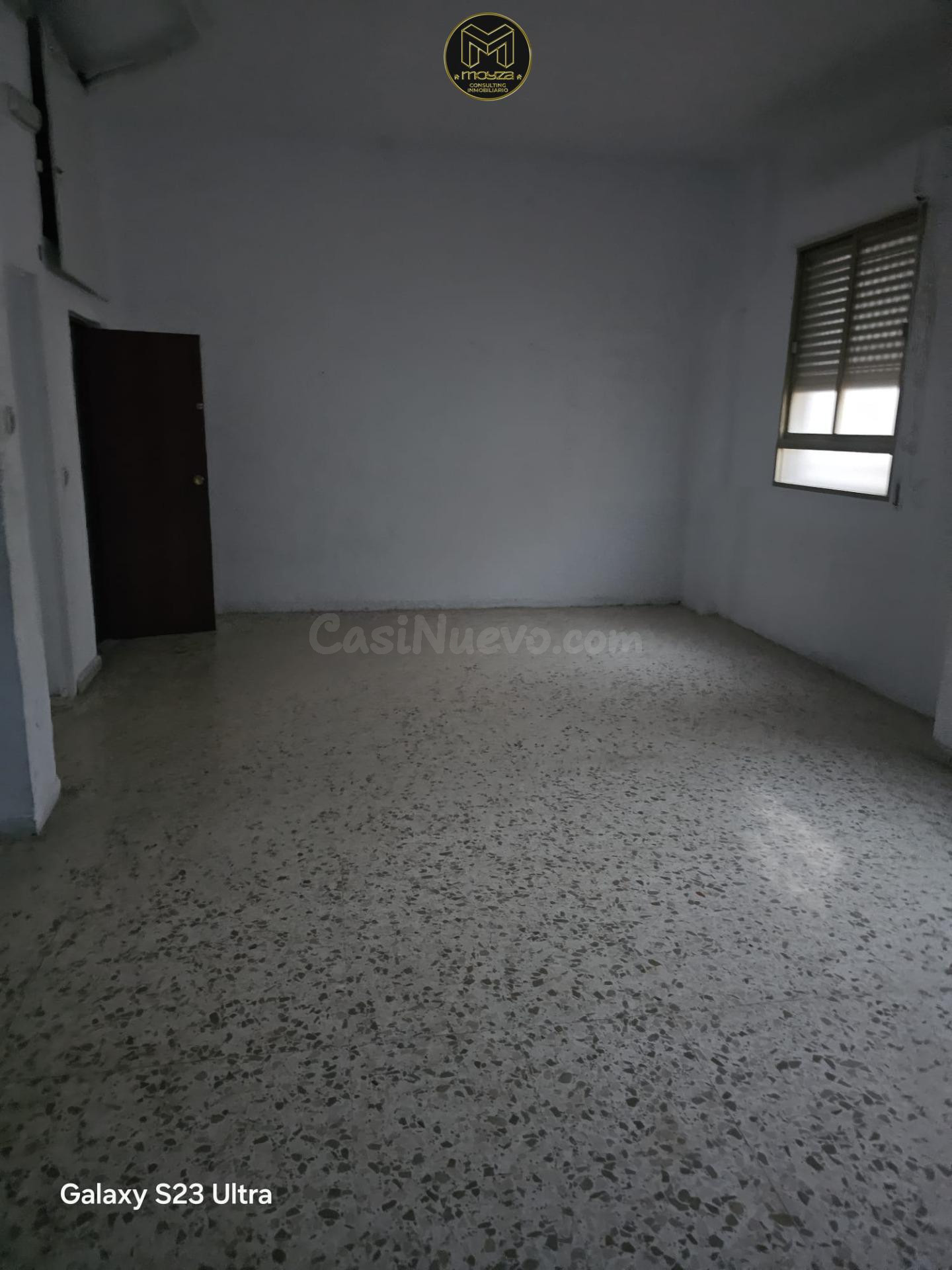 LOCAL EN ZONA MILLAN DE PRIEGO - foto 2