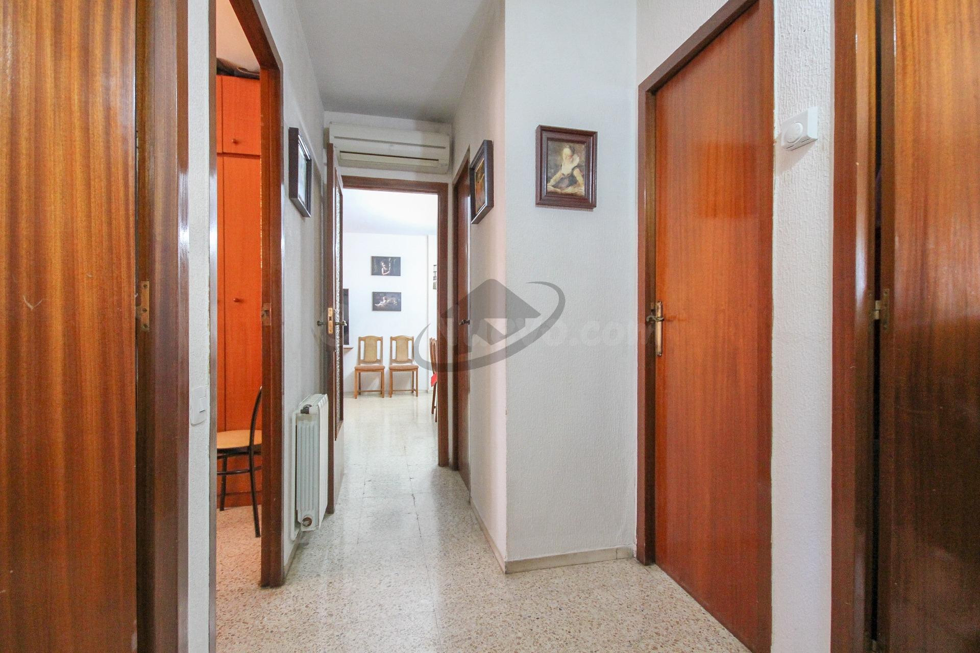 VIVIR EN EL CENTRO: LUZ, AMPLITUD Y 2 PARKINGS EN UNA VIVIEN - foto 29