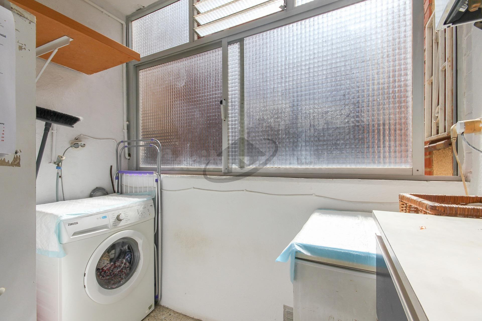 AMPLIO PISO DE A UN MINUTO DE FGC Y POCOS MINUTOS  A PIE DE  - foto 10