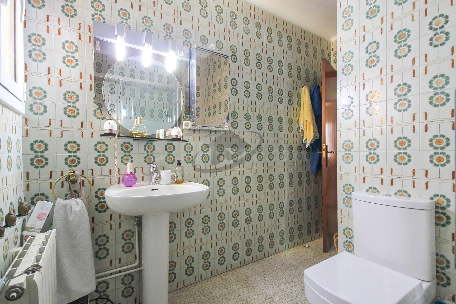 AMPLIO PISO DE A UN MINUTO DE FGC Y POCOS MINUTOS  A PIE DE  - foto 25